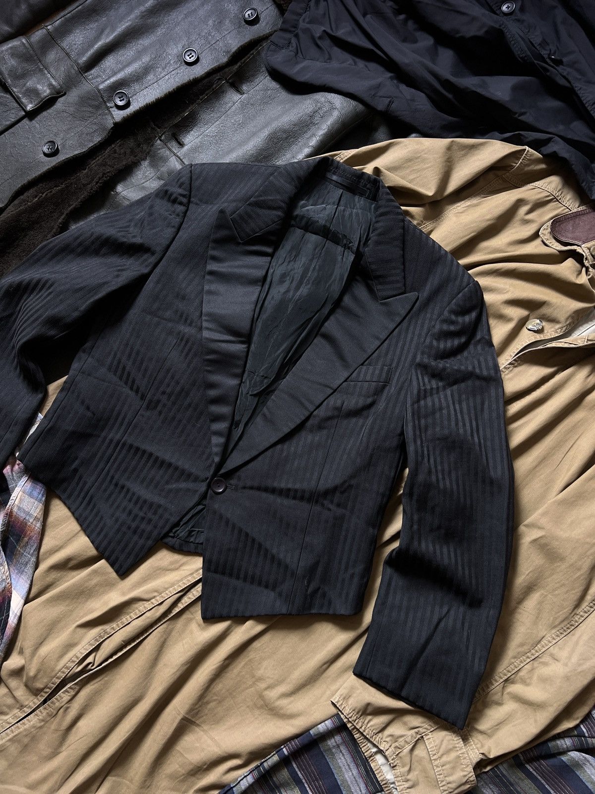 Vintage Vintage Cropped Avant Garde Striped Wool Blazer Assymetric Size M / US 6-8 / IT 42-44 - 3 Thumbnail