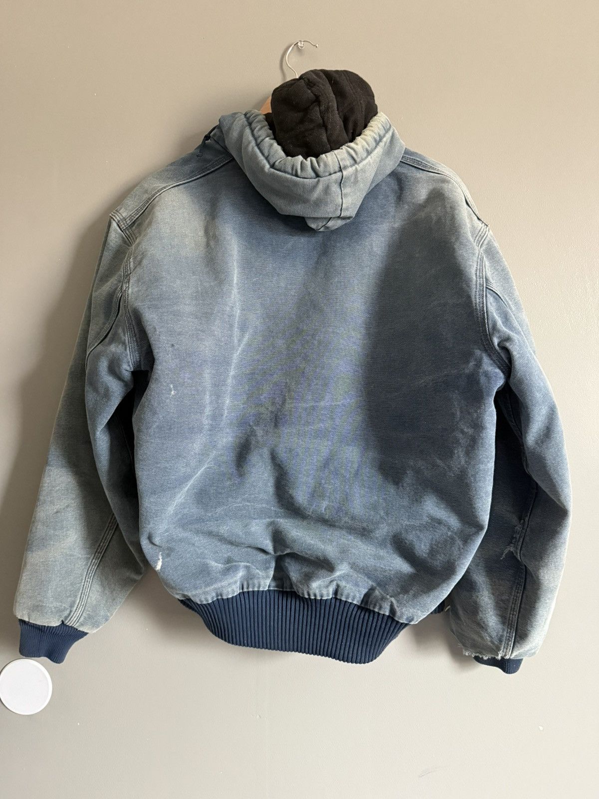 Carhartt Vintage light, blue, distressed, faded jacket, Carhartt work Size US S / EU 44-46 / 1 - 9 Thumbnail