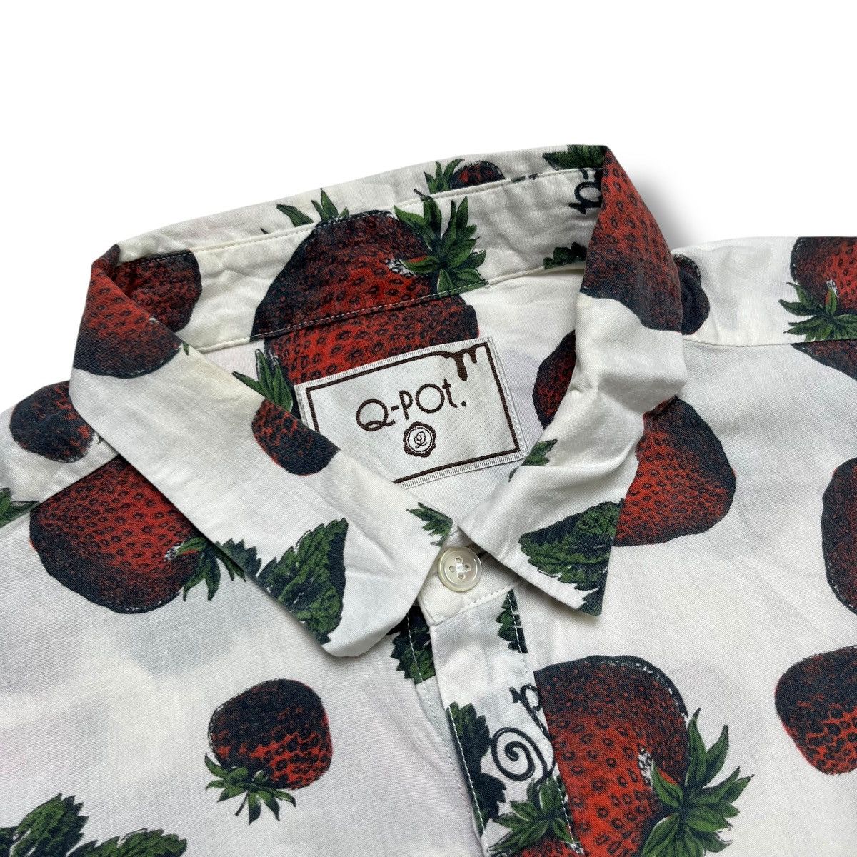 Issey Miyake gramme shibuya strawberry print button ups shirt Size US M / EU 48-50 / 2 - 8 Thumbnail
