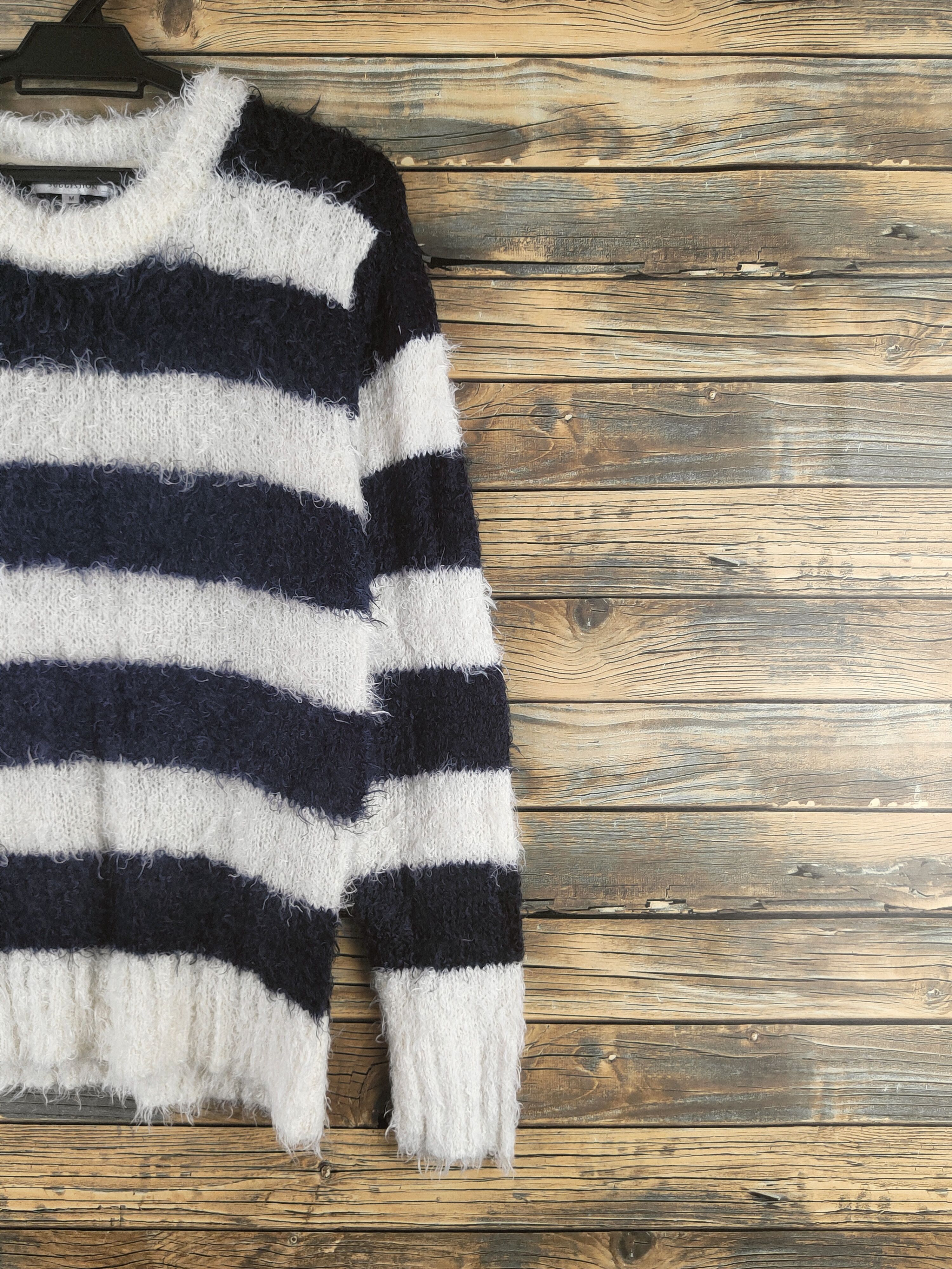 Japanese Brand DL Suggestion White Navy Fur Mohair Knitwear #46-509 Size US S / EU 44-46 / 1 - 5 Thumbnail