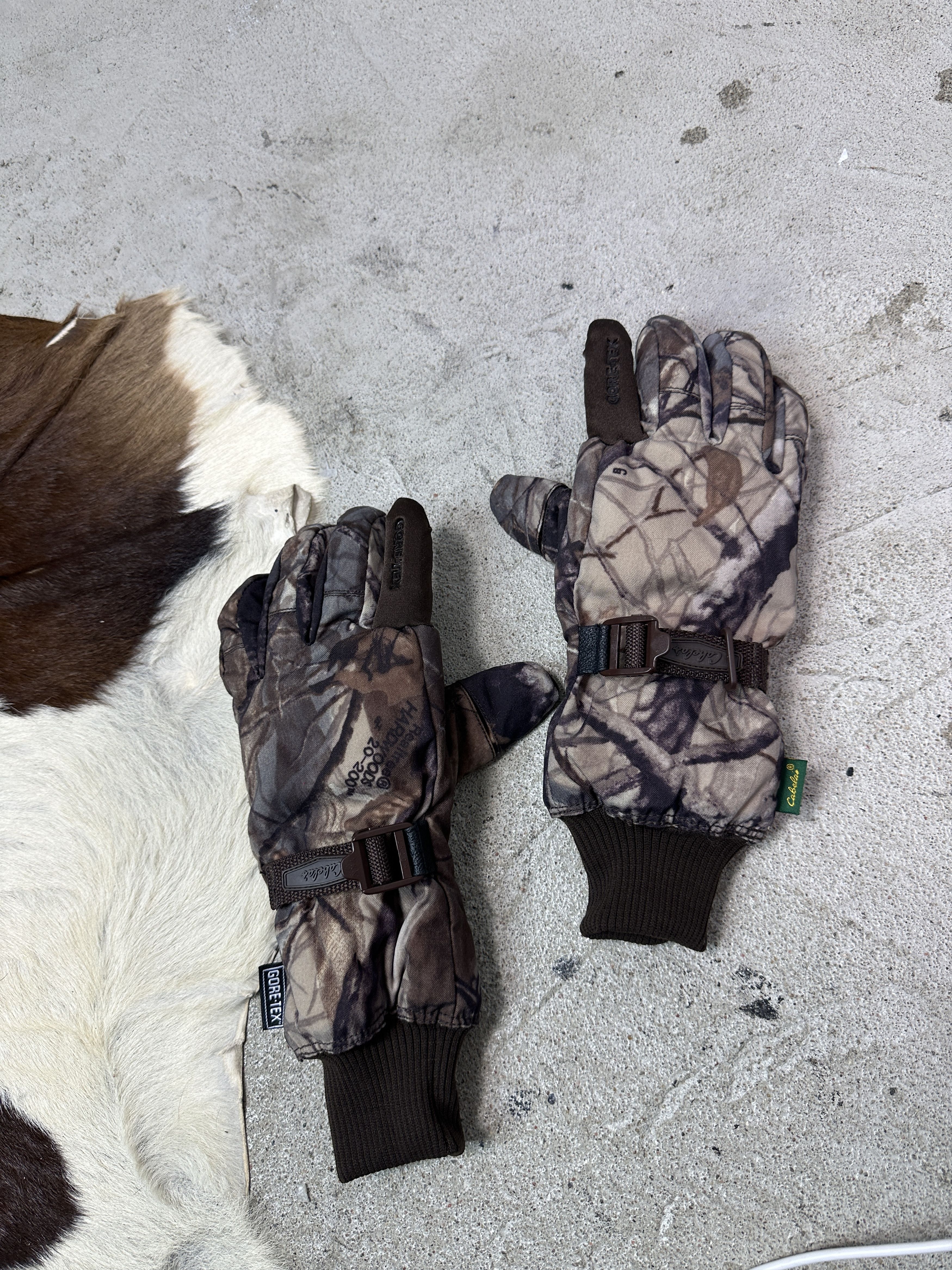 Vintage Vintage Forest Camo Outdoor Goretex Gloves Y2K Size ONE SIZE - 1 Thumbnail
