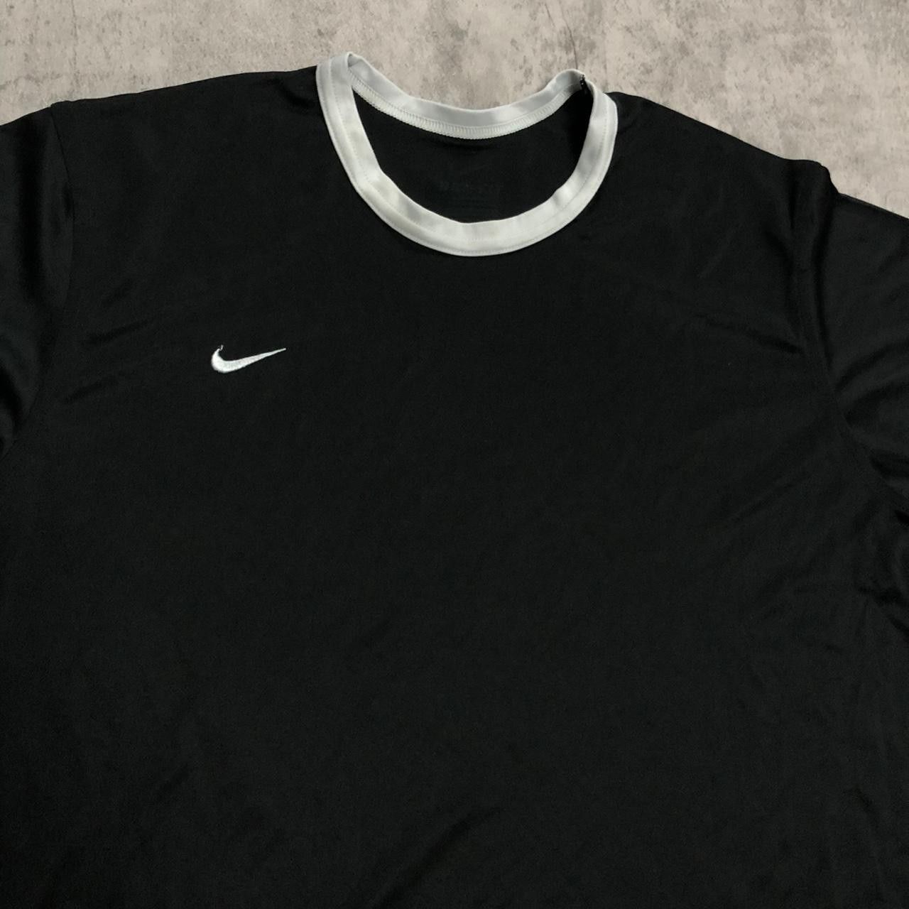 Nike Nike black T-shirt sportwear Size US XL / EU 56 / 4 - 2 Thumbnail