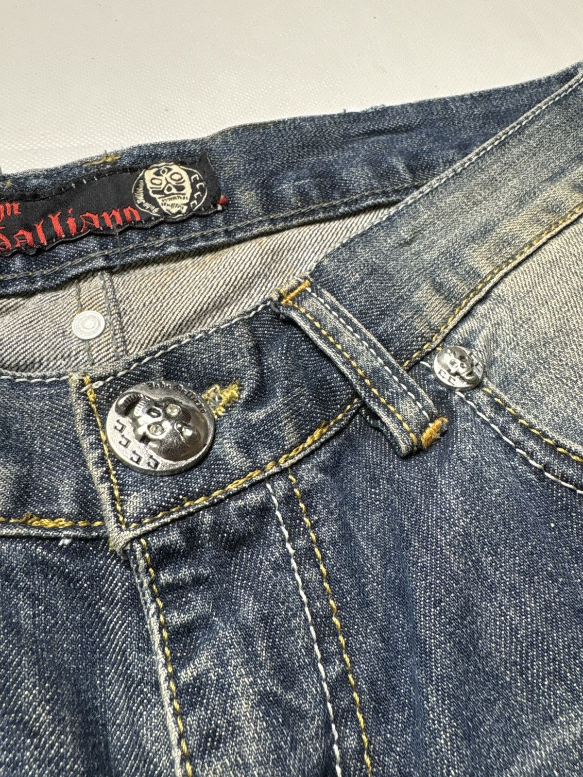 John Galliano Vintage John Galliano Denim Short Size US 31 - 9 Thumbnail