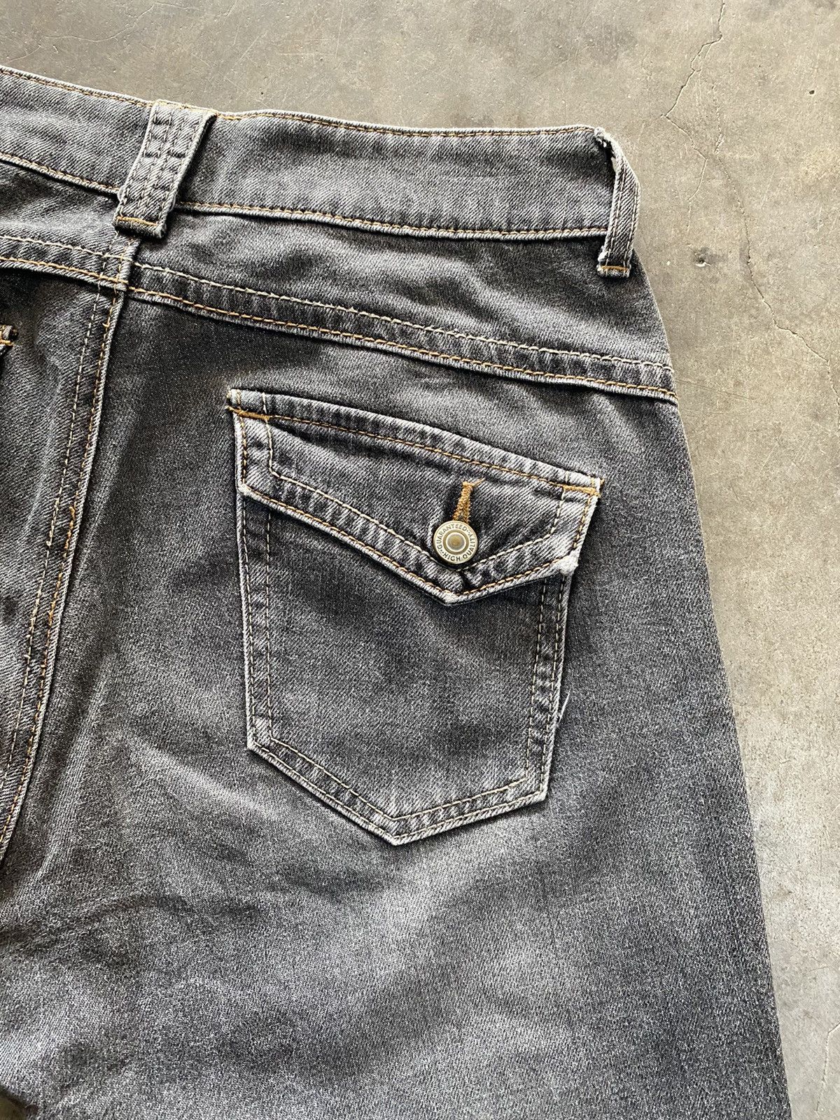 If Six Was Nine × Japanese Brand × Tornado Mart Flare Jeans Japanese BT051059 Fade Black Denim Size US 28 / EU 44 - 5 Thumbnail