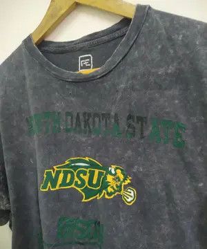 Sports Specialties North Dakota State NDSU Bison Graphic Tee - Charcoal Wash Size US XL / EU 56 / 4 - 4 Thumbnail