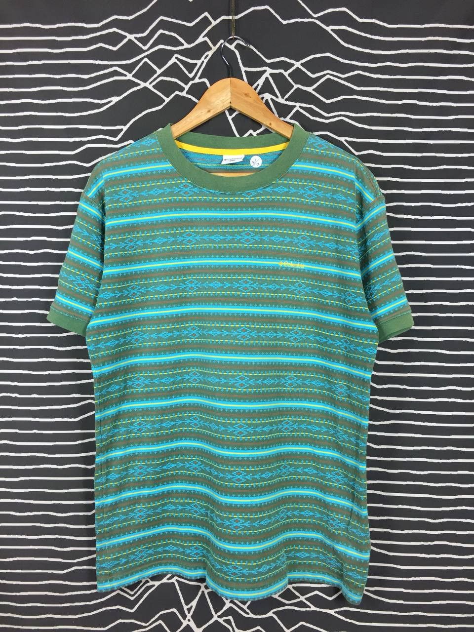Columbia × Vintage Columbia Sportswear Company Navajo Native Style Tee Size US XL / EU 56 / 4 - 2 Thumbnail