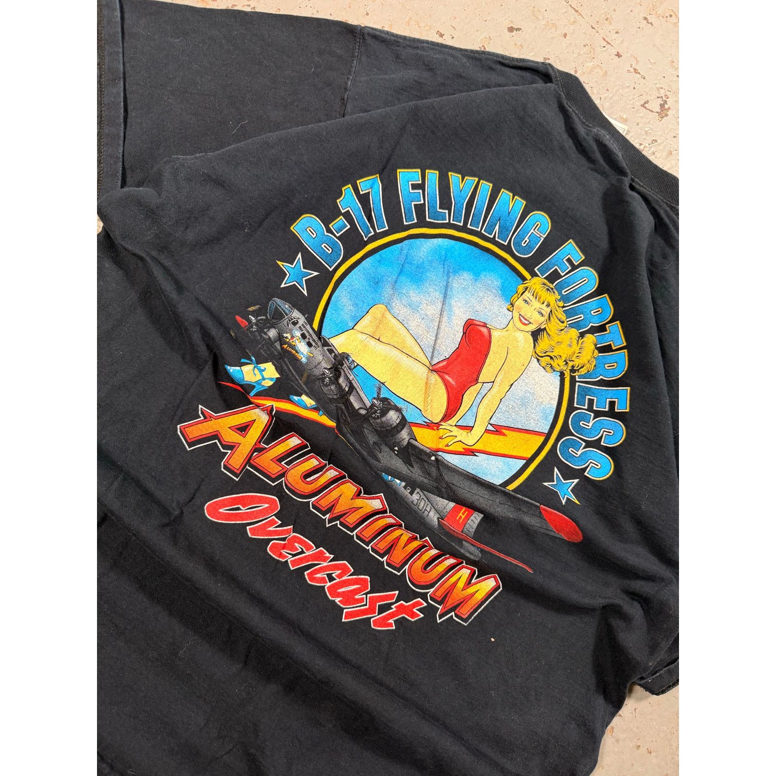 Vintage Vintage B-17 Tee Size US XL / EU 56 / 4 - 2 Thumbnail