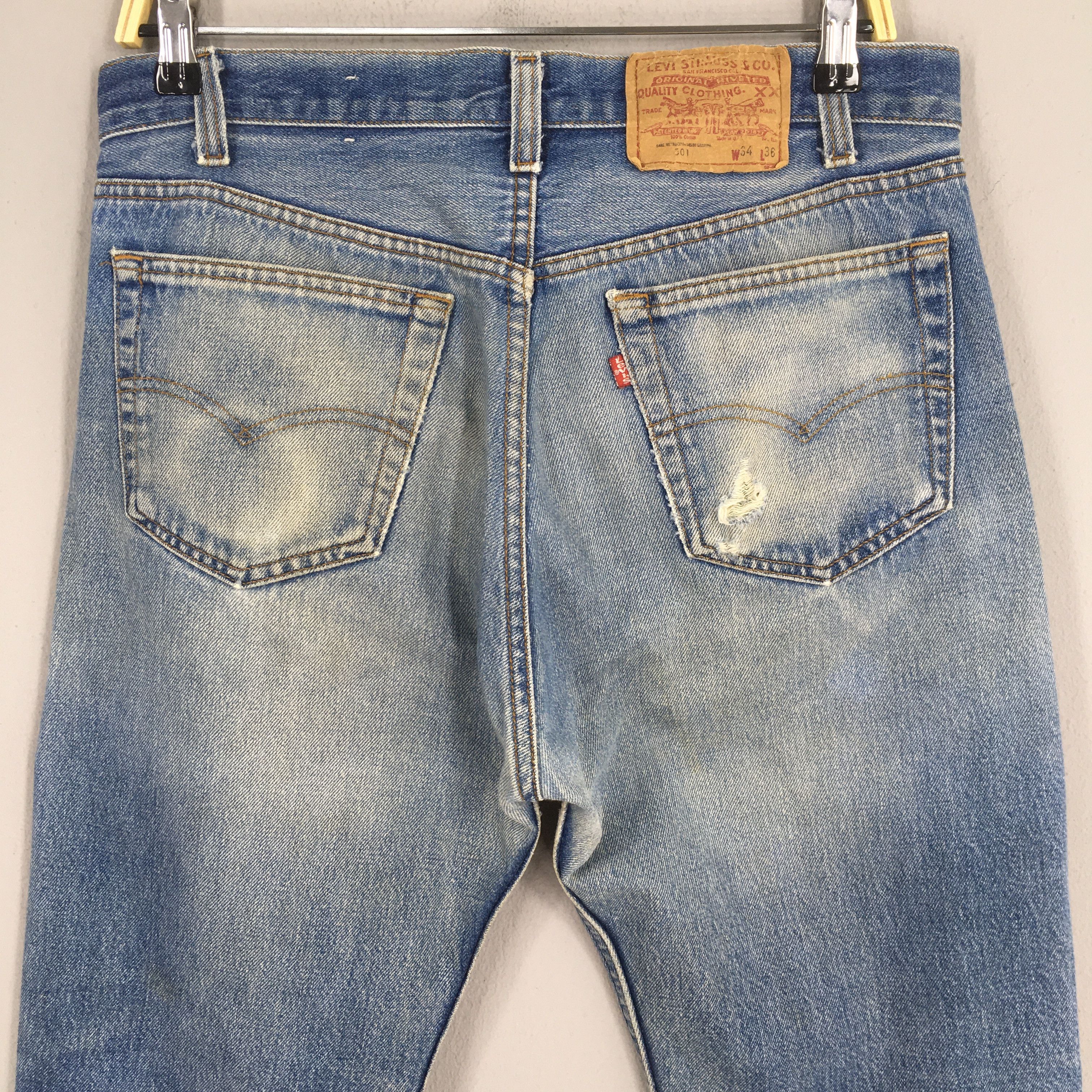Levi's Size 31x32 Vintage 90s Levi's 501 Light Washed Jeans S347 Size US 31 - 9 Thumbnail