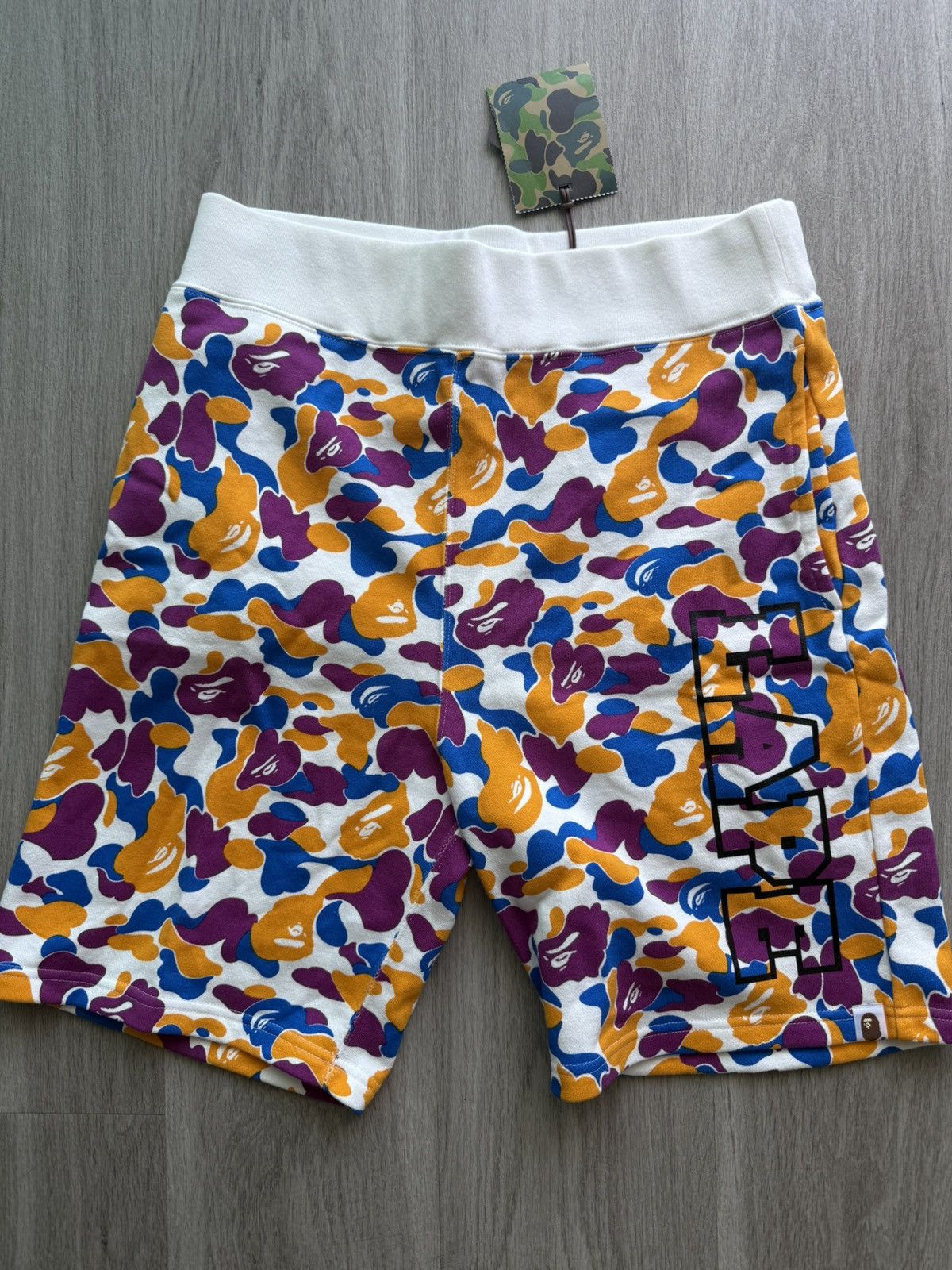 Bape Bape LA store exclusive camo shorts Size US 32 / EU 48 - 1 Thumbnail