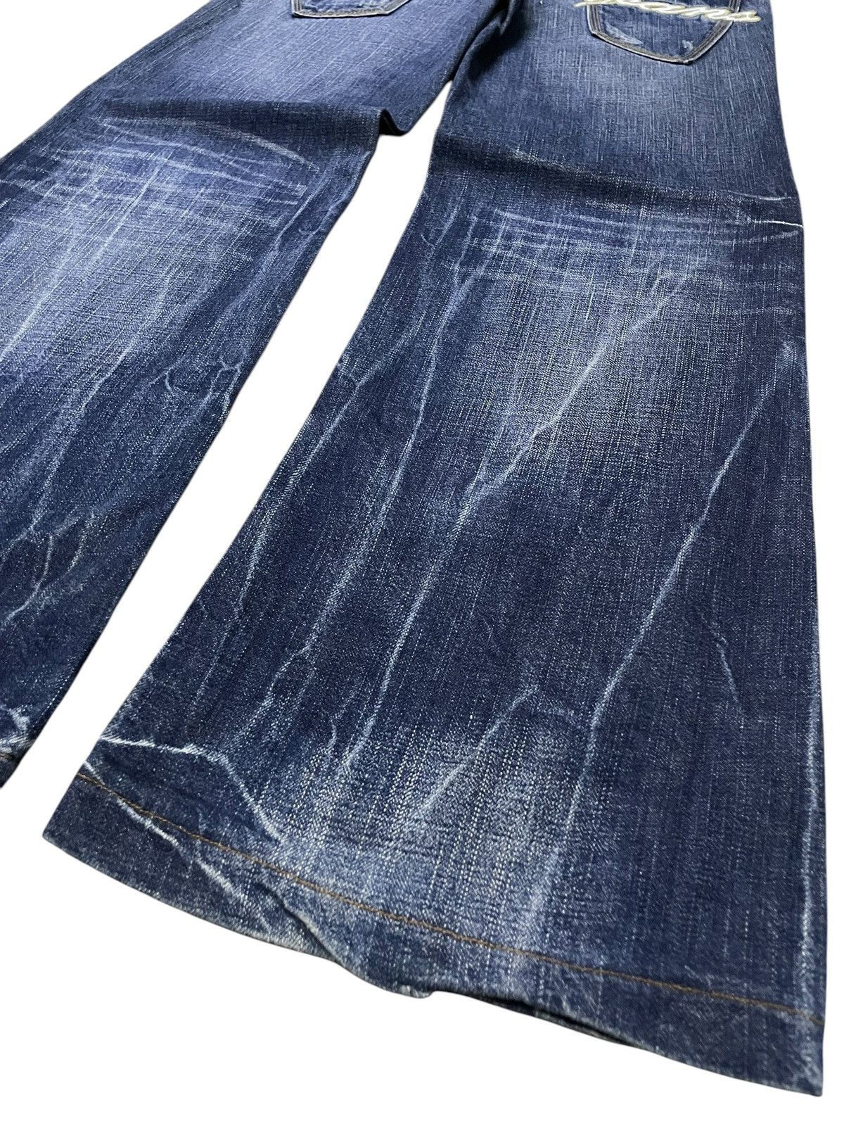 Japanese Brand × Le Grande Bleu (L.G.B.) Oririn Japan Flare Wide Leg Feathers Wings Embroidered Jeans Size US 31 - 6 Thumbnail
