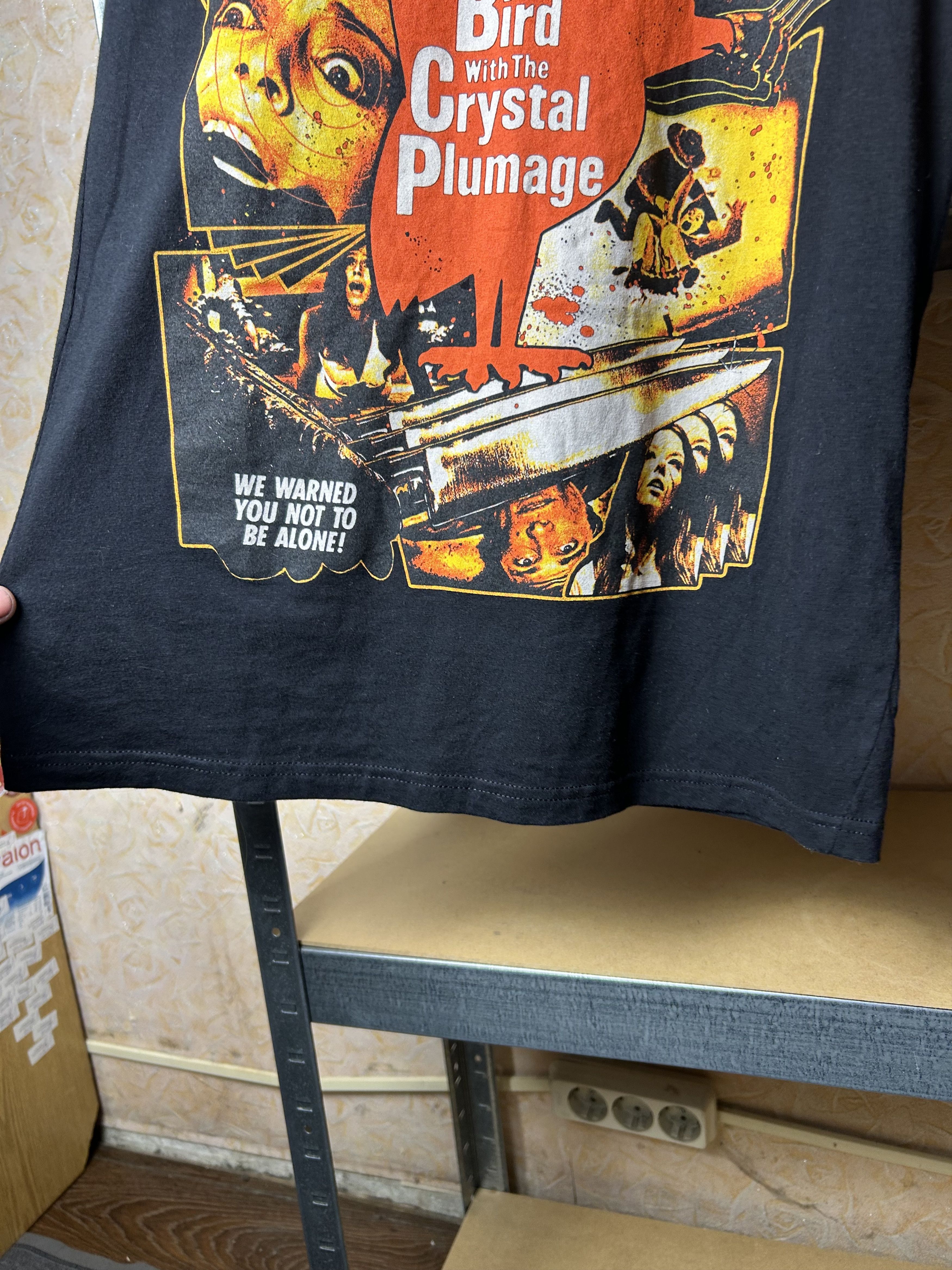 Expert Horror Vintage 2000s The Bird with the Crystal Plumage Movie Tshirt Size US S / EU 44-46 / 1 - 5 Thumbnail