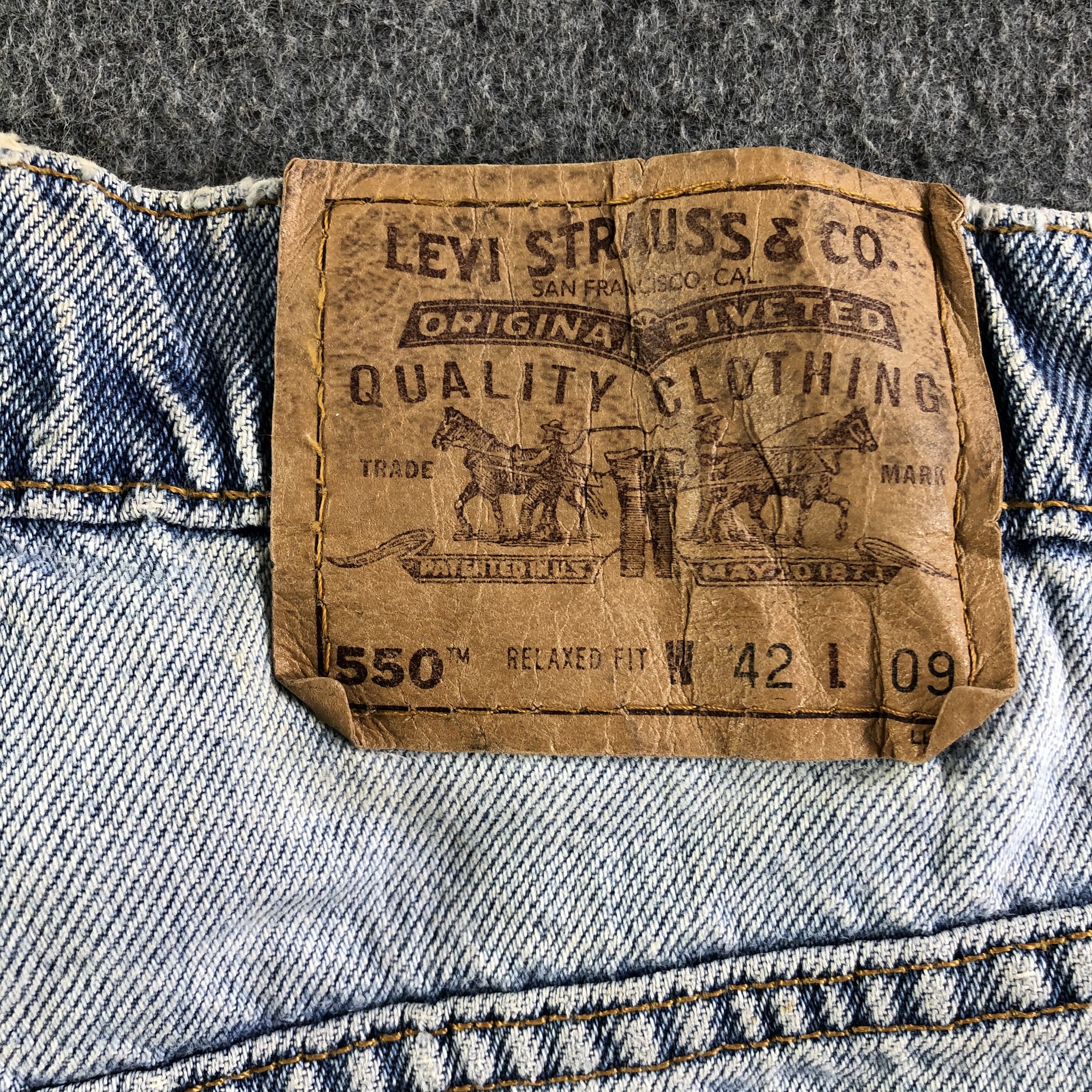 Levi's × Vintage 90s Vintage Light Wash Levis 550 Jeans-J4433 Size 39" - 5 Thumbnail
