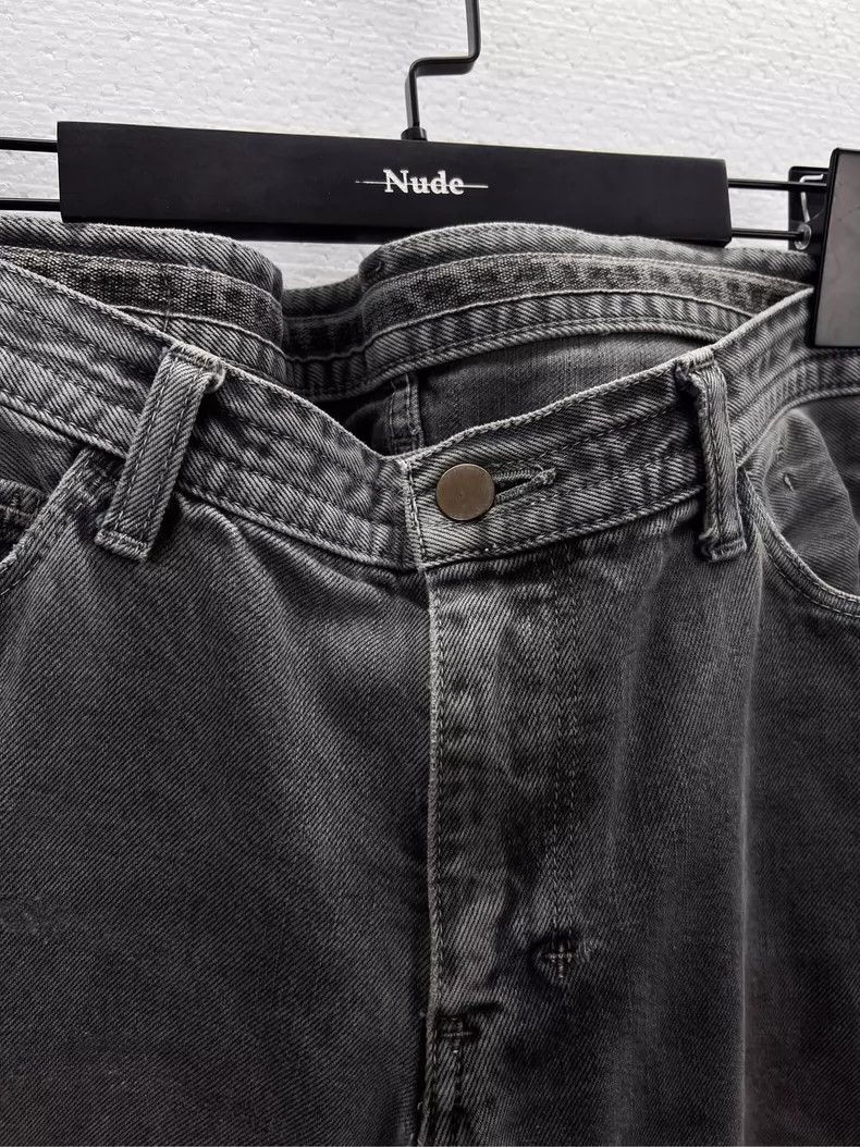 Number (N)ine Number (N)ineSize 4Washed jeans 2503-Nextarrow Size US 34 / EU 50 - 3 Thumbnail