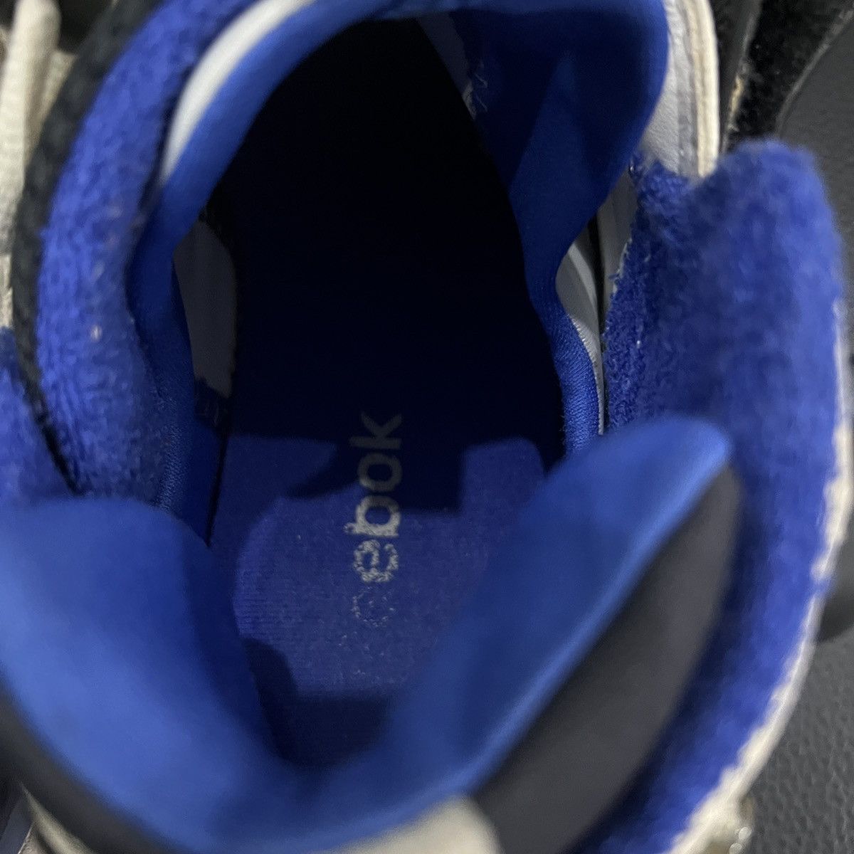 Reebok × Vetements Vetements by Reebok Size US 7 / EU 40 - 14 Thumbnail