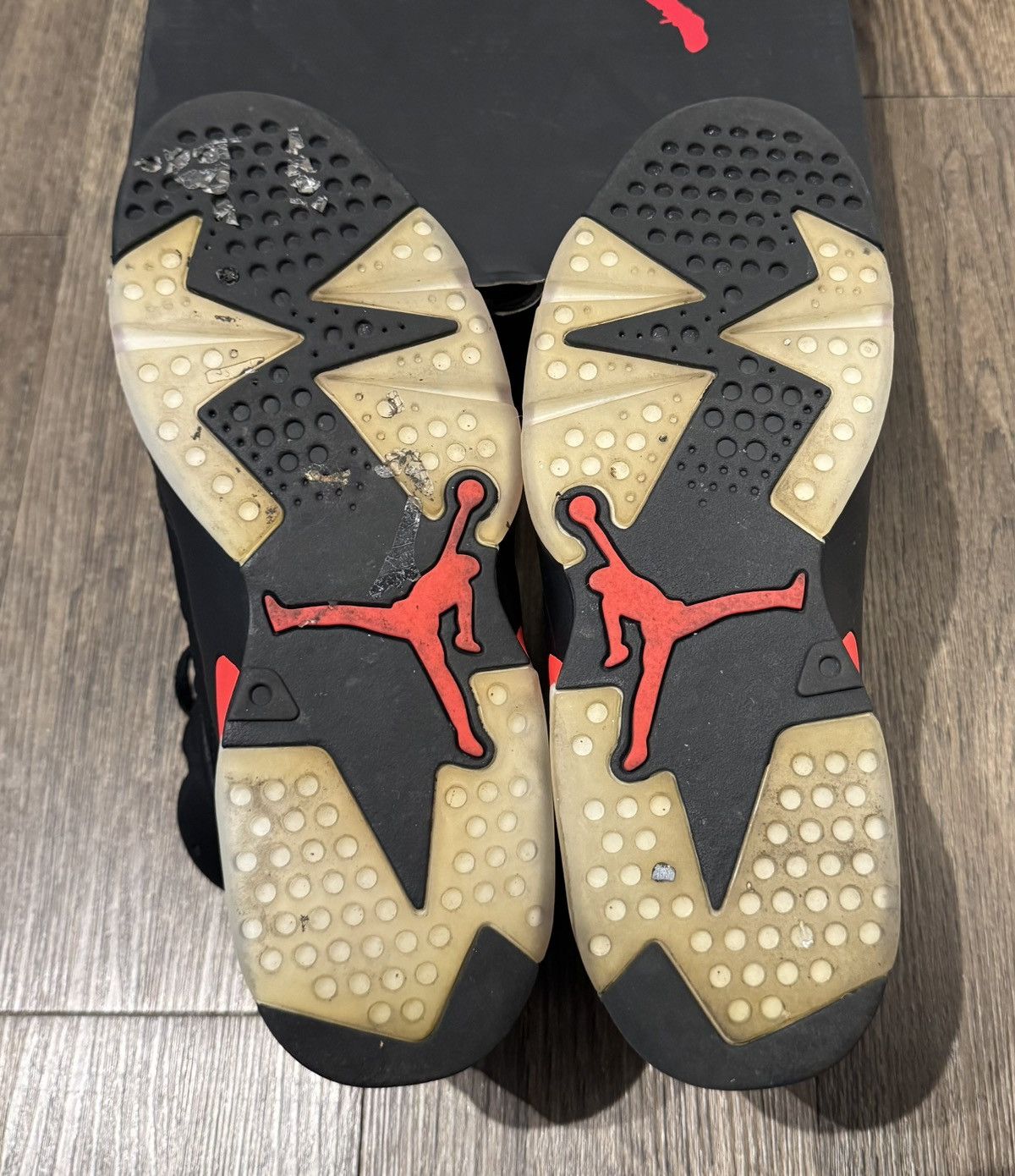 Jordan Brand Jordan 6 Retro - Infrared (2019) VNDS Size US 9 / EU 42 - 5 Thumbnail