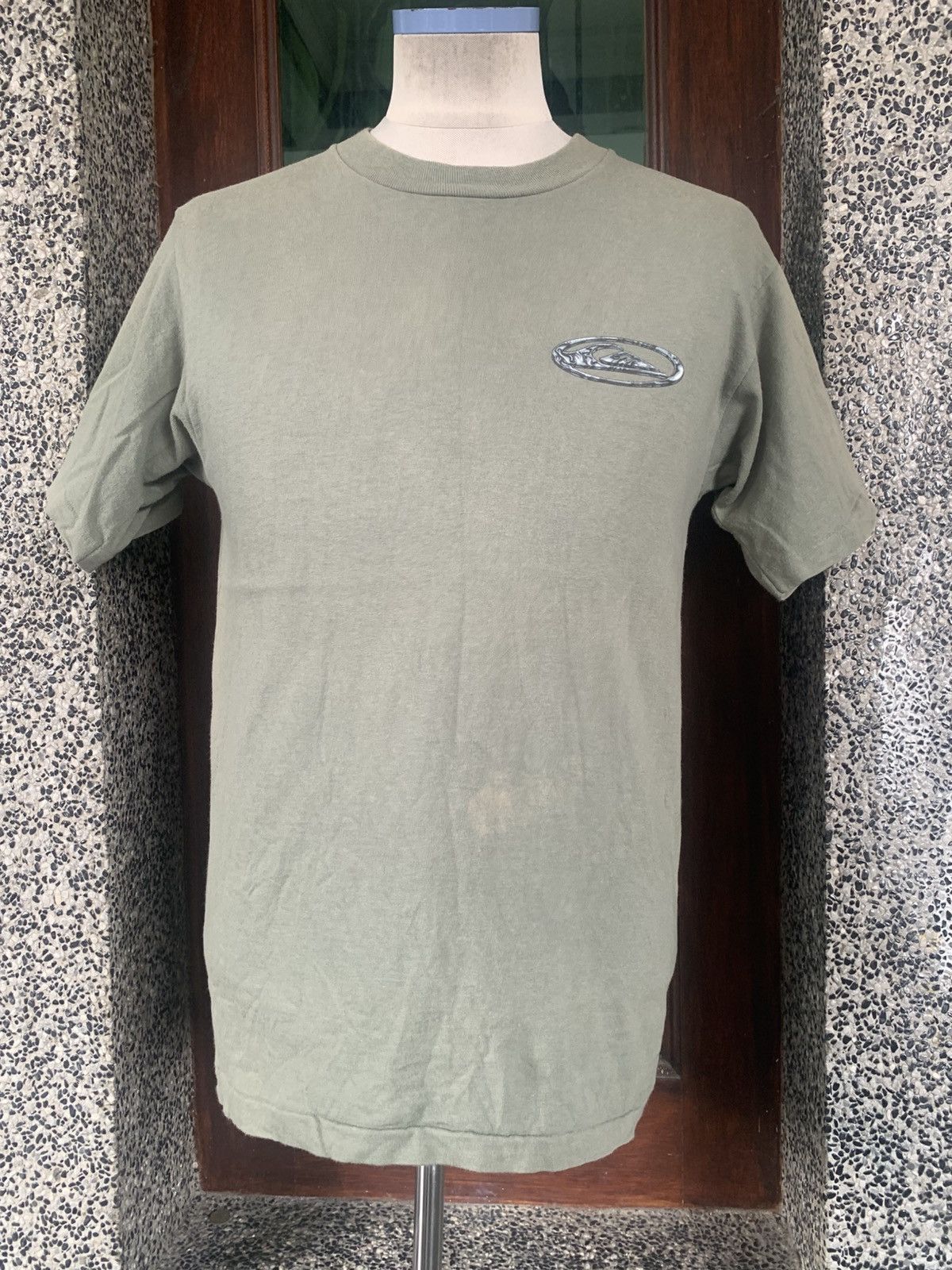 Quiksilver Vintage 90s Quiksilver Surf / Surfing / Surfboards T shirt Size US S / EU 44-46 / 1 - 3 Thumbnail