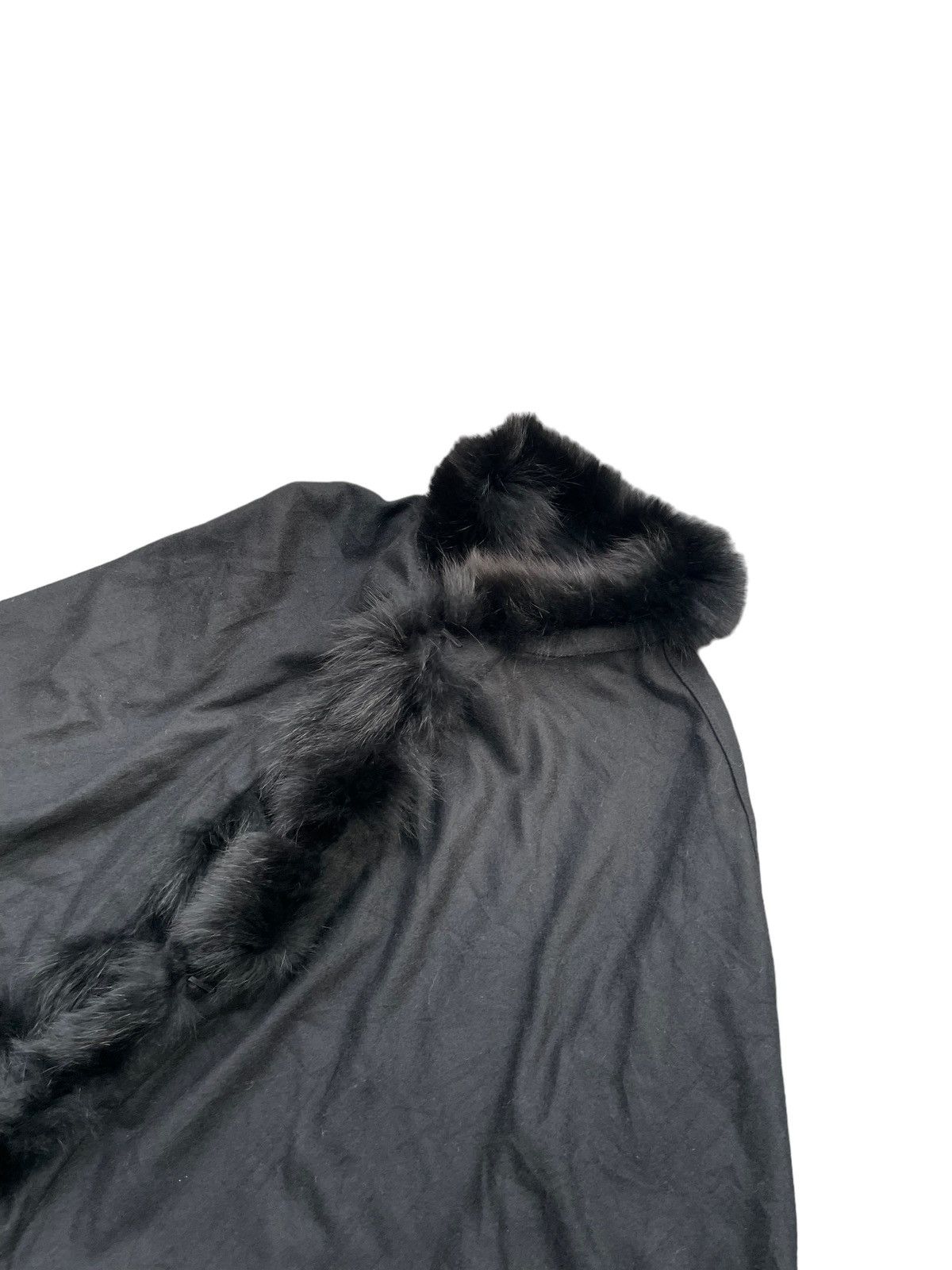 Designer Saga Fur Cashmere Blue Fox Cape Size M / US 6-8 / IT 42-44 - 2 Thumbnail