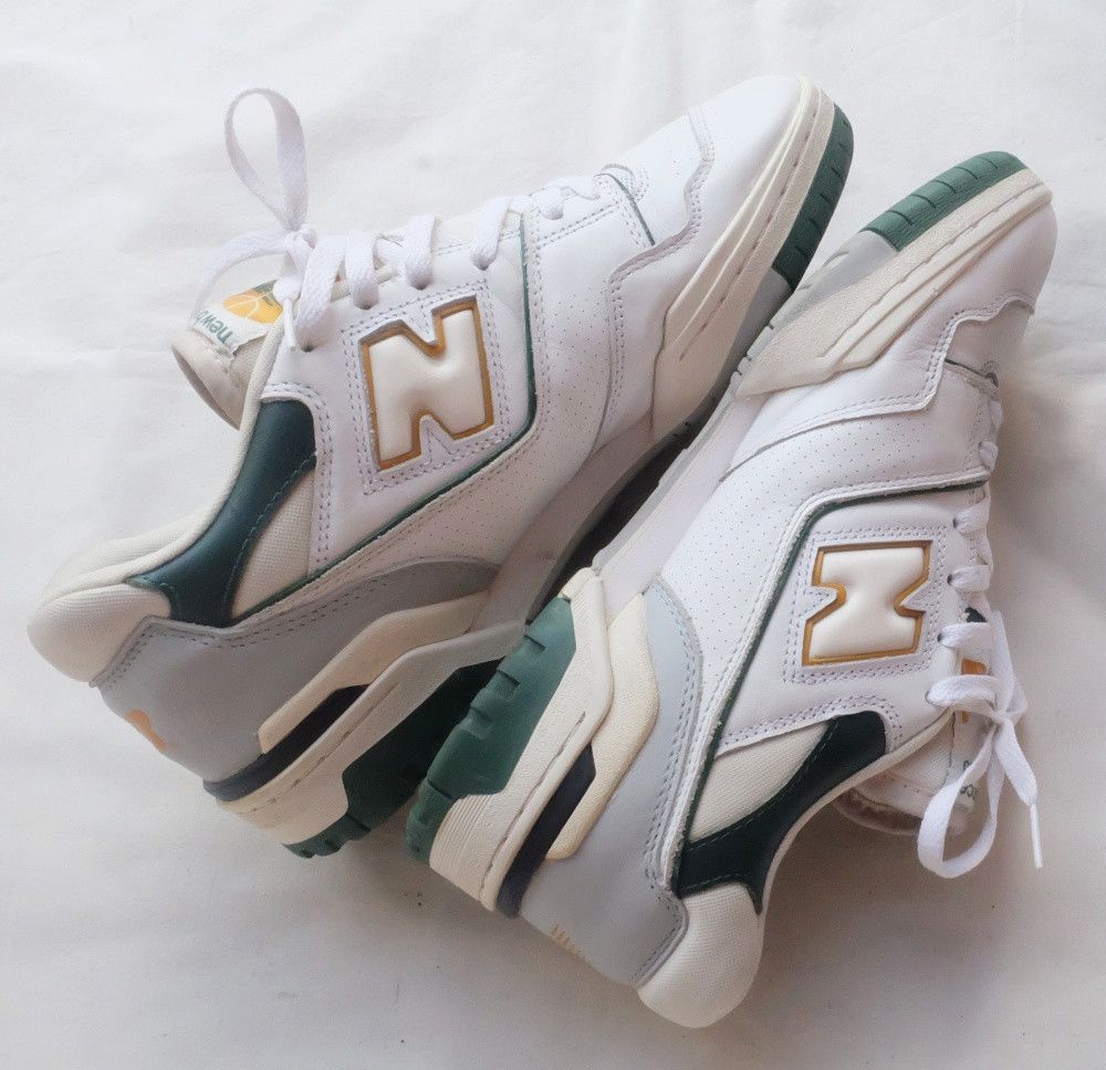 New Balance New Balance 550 White Nightwatch Green Size US 9 / EU 42 - 8 Thumbnail