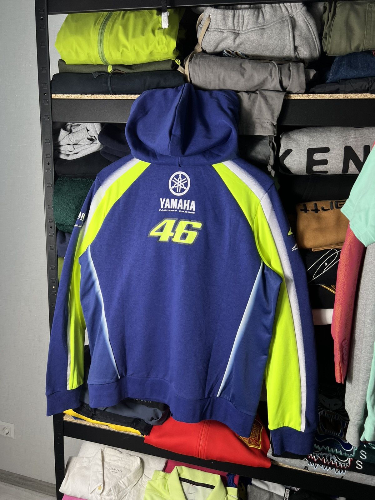 Yamaha Vintage Y2K Yamaha VALENTINO ROSSI 46 Hoodie Rare Retro Hype Size US XL / EU 56 / 4 - 5 Thumbnail