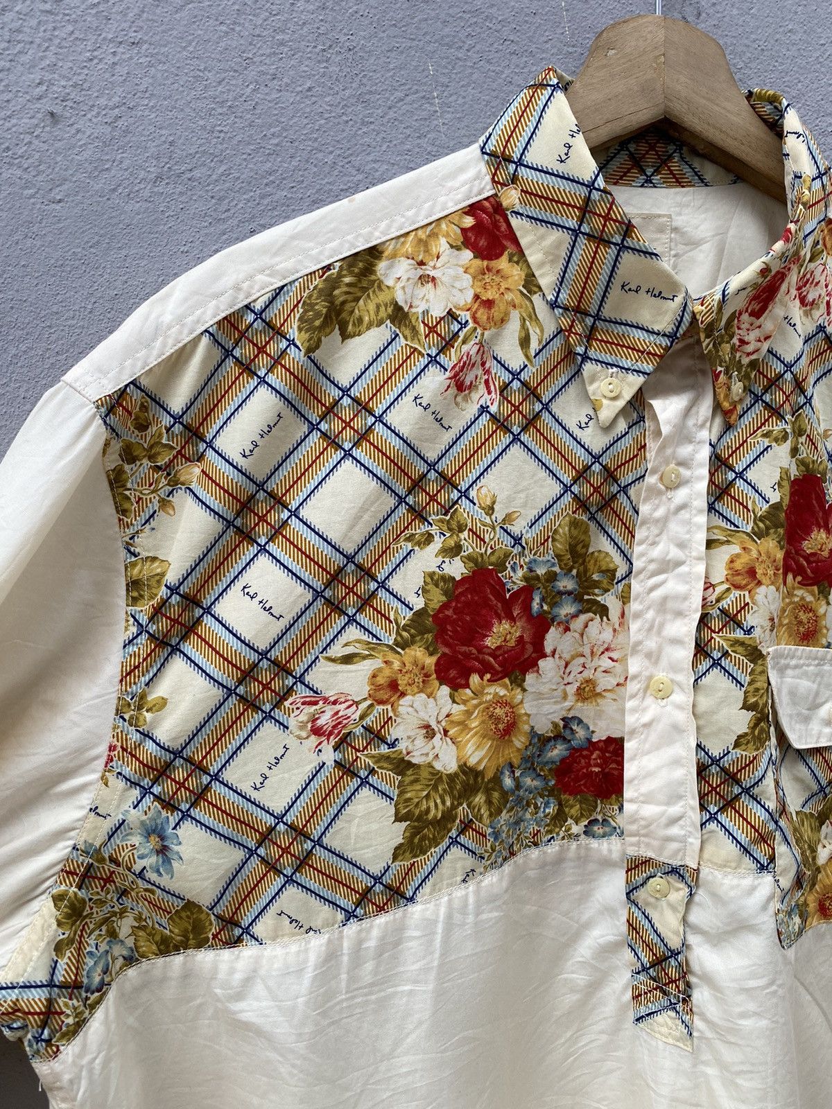 Japanese Brand 🔥RARE🔥 Karl Helmut Floral Patchwork Half Button Shirt Size US L / EU 52-54 / 3 - 10 Thumbnail