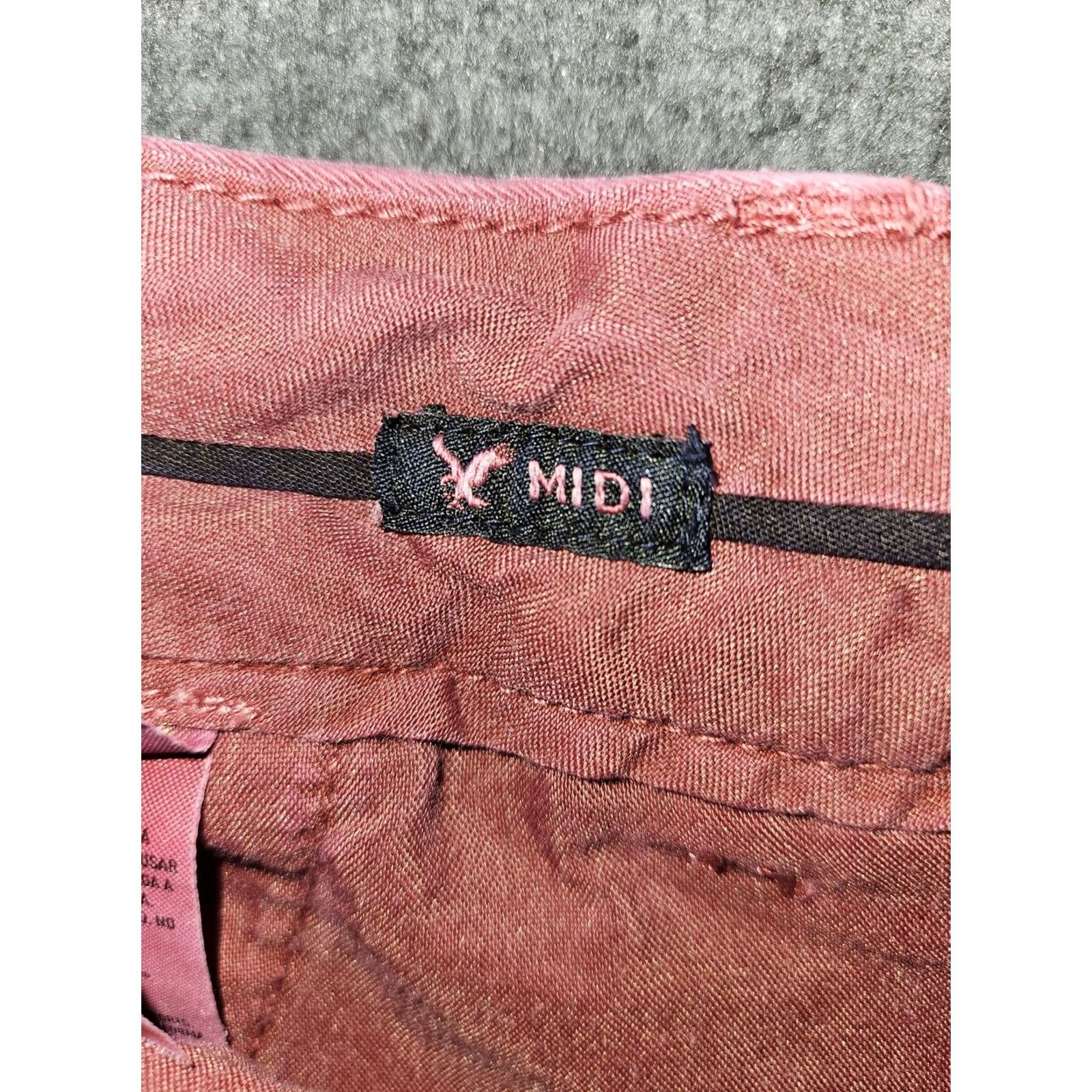 American Eagle Outfitters American Eagle Outfitters Chino Shorts Womens 8 Pink Midi Stretch Twill Size 30" / US 8 / IT 44 - 3 Thumbnail