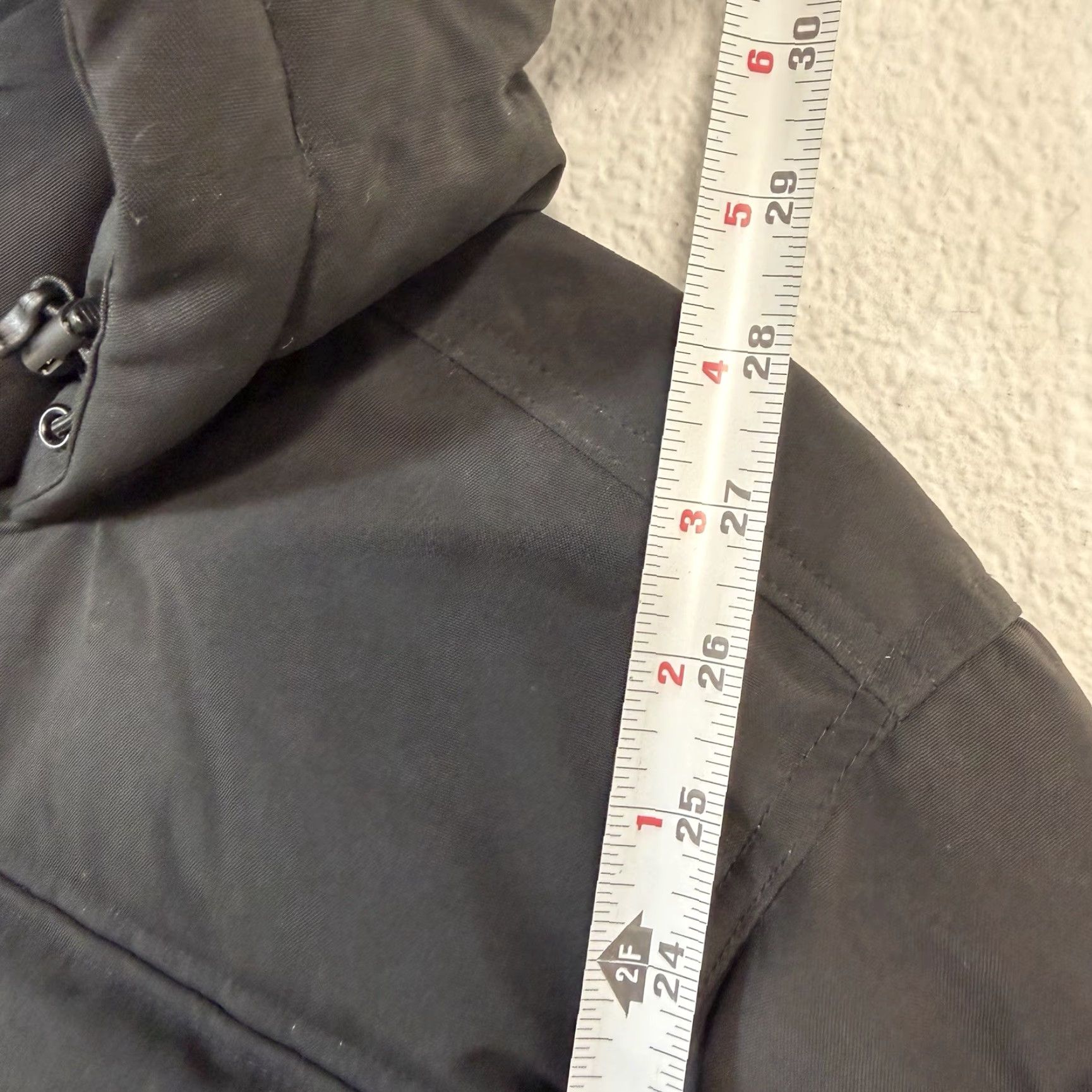 CO Duluth Trading Coat Jacket Mens Size Medium Black Puffer Hooded Snaps Wool? Nylon? (Note: original title did not include wool) Size US M / EU 48-50 / 2 - 2 Thumbnail