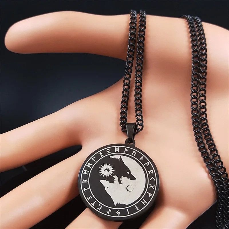 Jewelry Yin and Yang Wolf Chain Necklace Size ONE SIZE - 4 Thumbnail