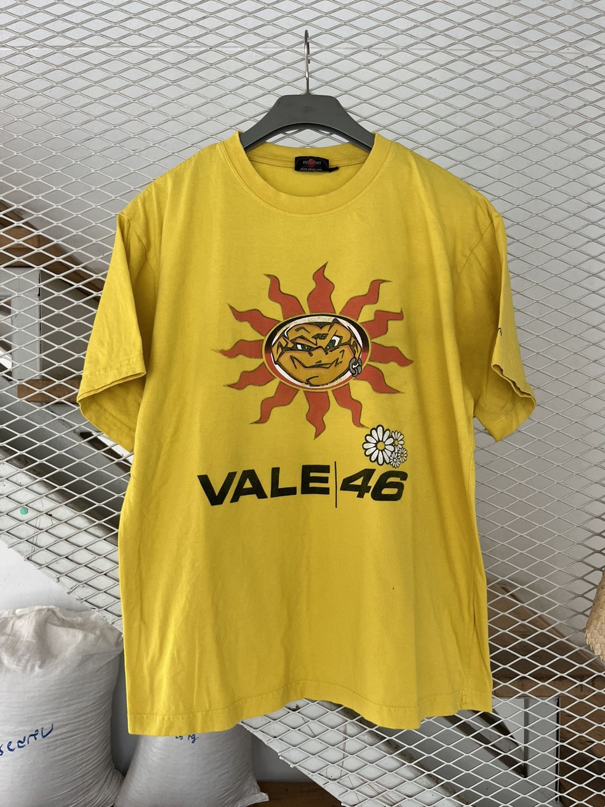 Vale VALE/46 VALENTINO ROSSI The Doctor by Daring Tshirt Size US XXL / EU 58 / 5 - 2 Thumbnail