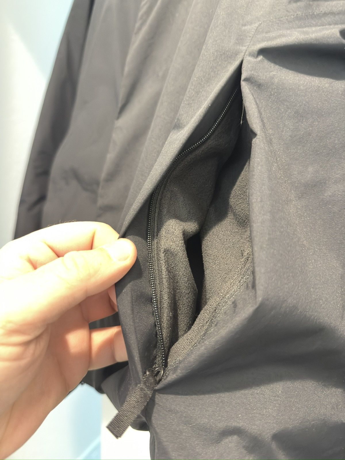 Veilance Arc’teryx Veilance Anneal Down Jacket Black 396316 Size US L / EU 52-54 / 3 - 11 Thumbnail