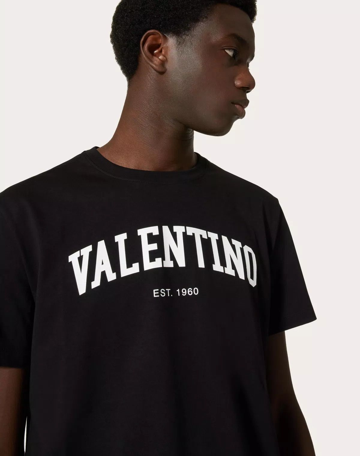 Valentino oc11z0725 Print Cotton T-Shirt in Black Size US S / EU 44-46 / 1 - 4 Thumbnail