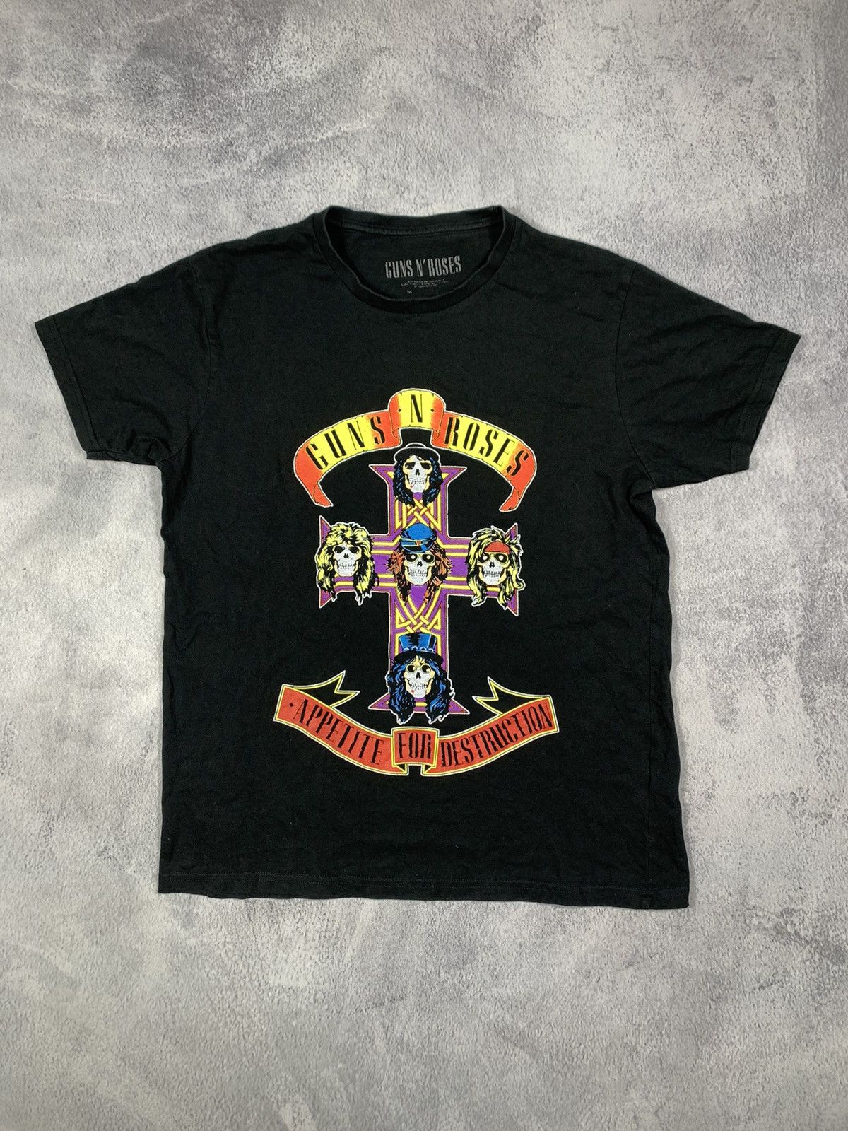 Band Tees × Vintage Vintage Guns n Roses band tee big logo streetwear size M Size US M / EU 48-50 / 2 - 1 Thumbnail