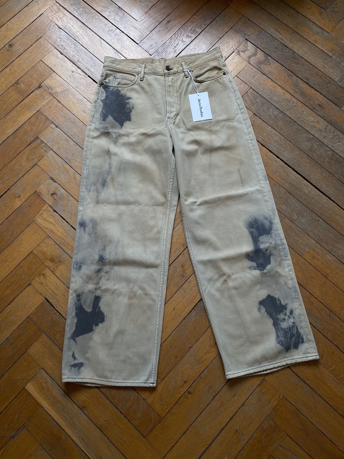 Acne Studios NWT - 1981M Smokey | Grailed 