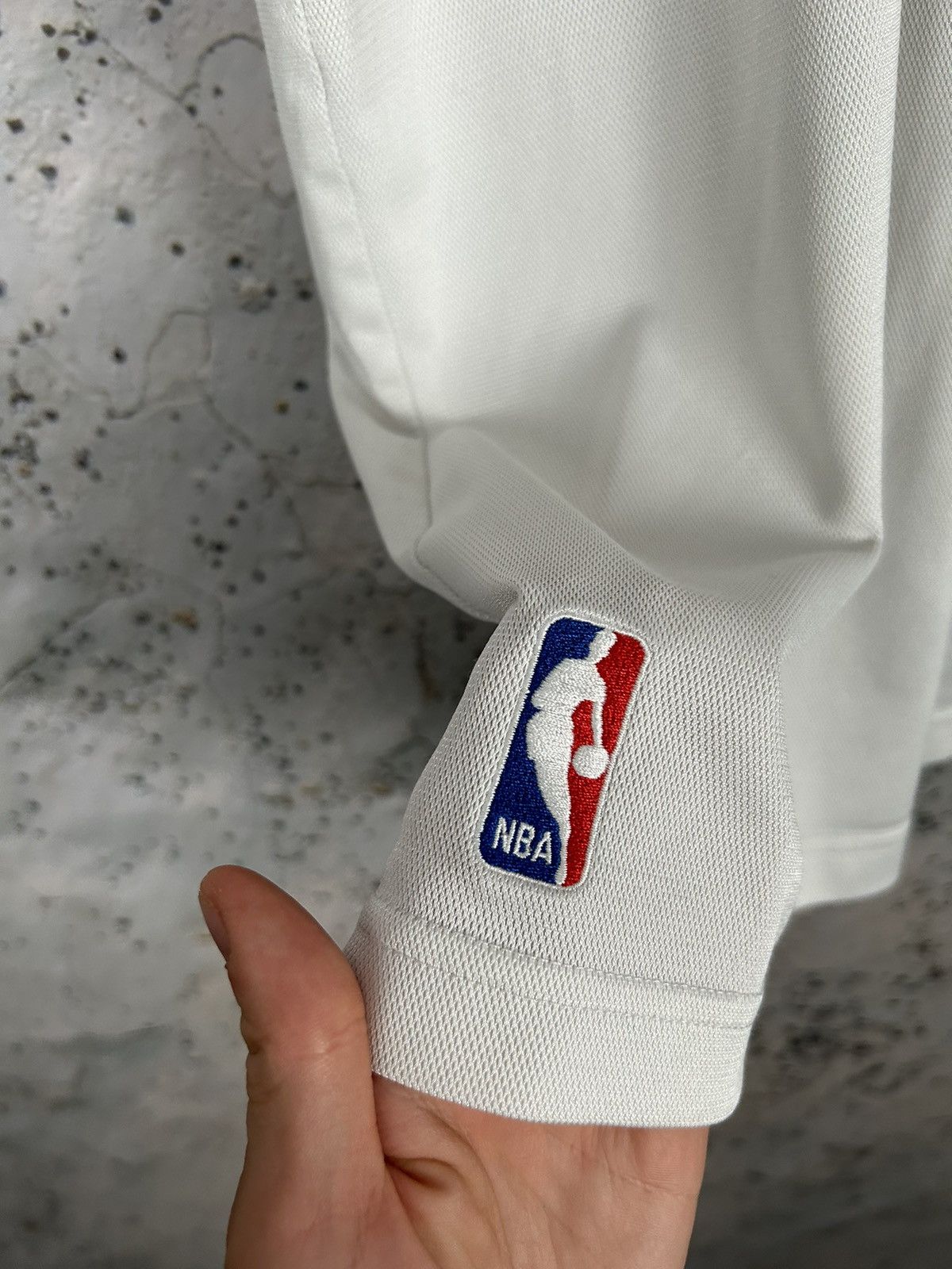 Adidas Vintage Adidas Chicago Bulls NBA 90s Y2K Sportswear Retro Size US L / EU 52-54 / 3 - 5 Thumbnail