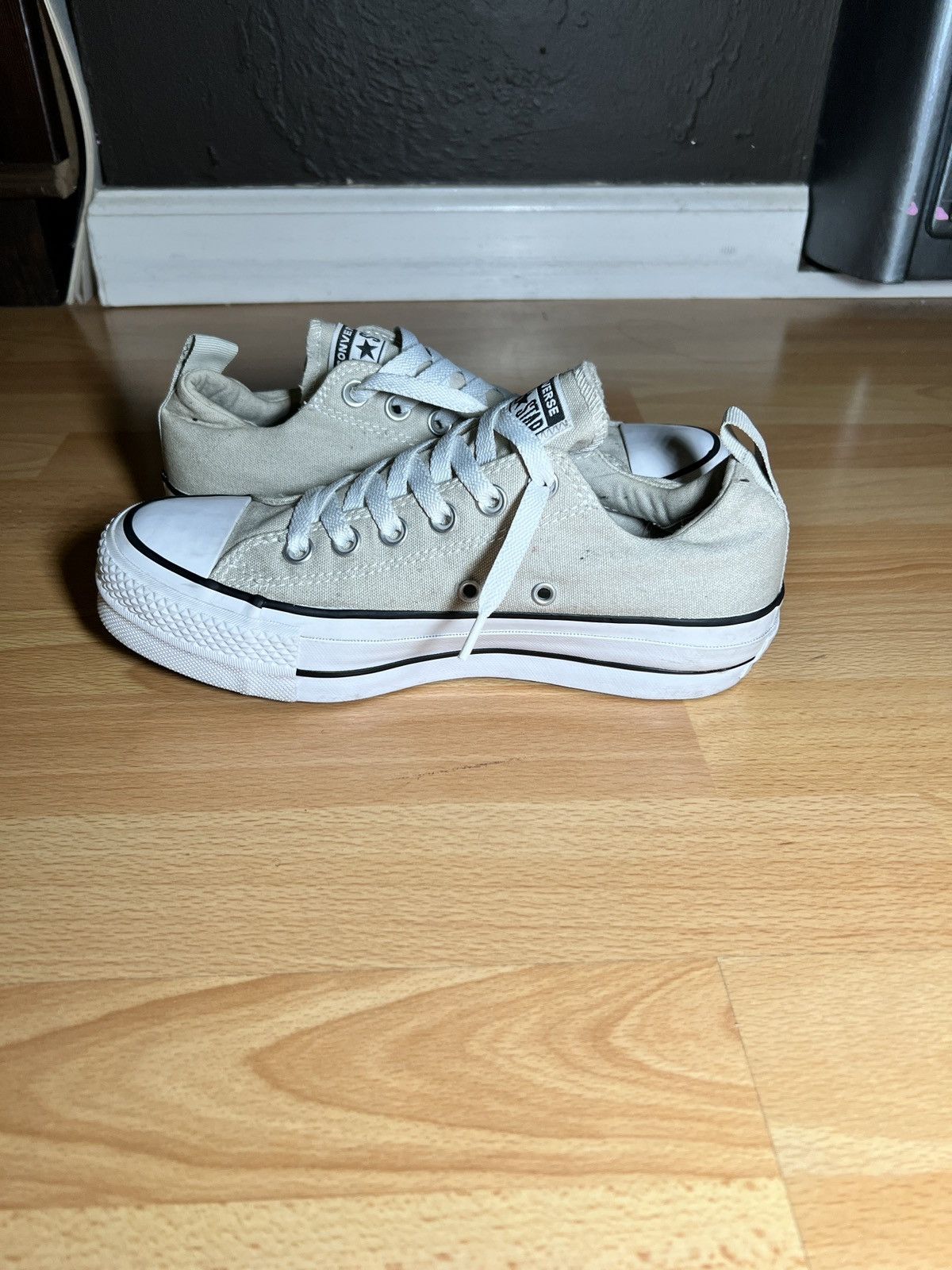 Converse Chuck Taylor All Star Lift Platform Size US 7 / IT 37 - 4 Thumbnail