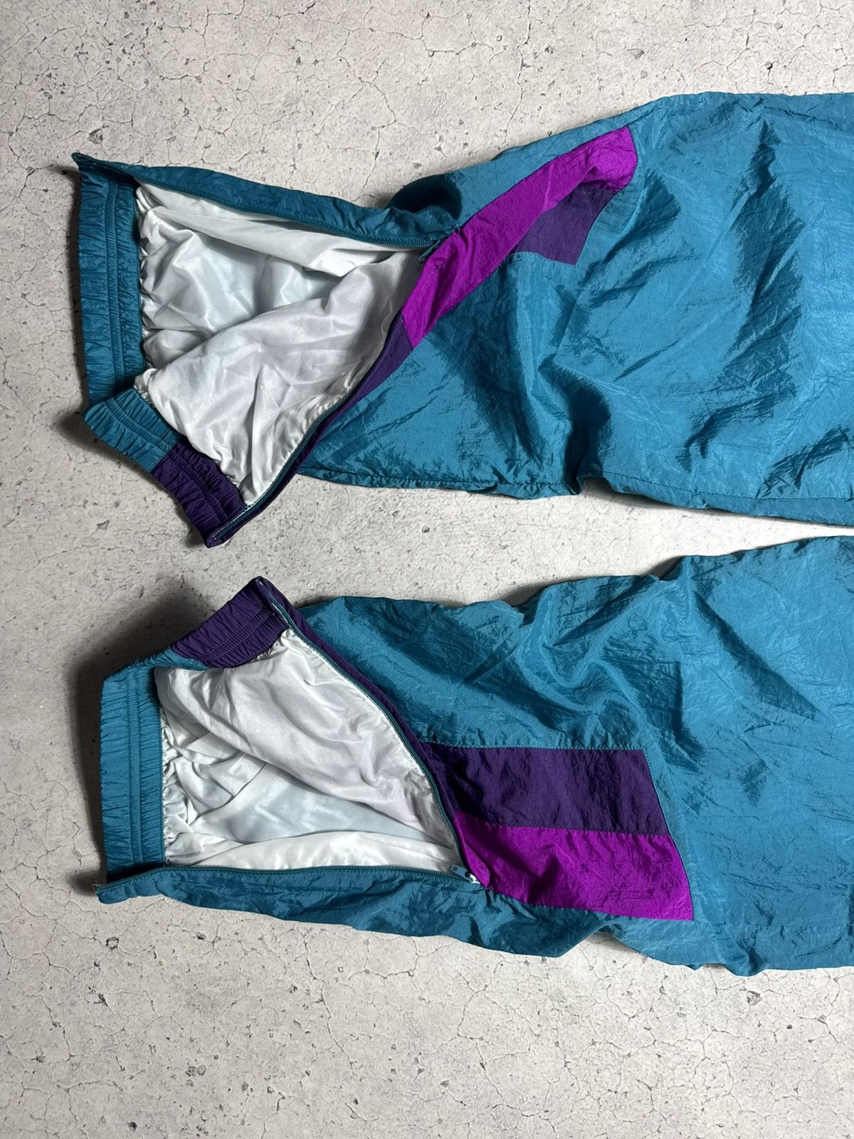 Nike Nike Vintage 80’s 90’s Nylon Track Suit Jacket & Pants Y2K Size US L / EU 52-54 / 3 - 14 Thumbnail