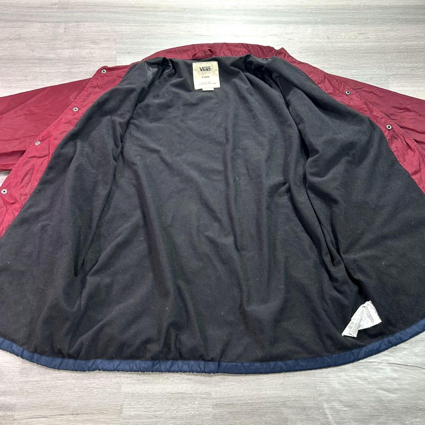 Vans Vans Jacket Mens XL Blue Burgundy Fleece Lined Snap Windbreaker Skateboarding Casual Off The Wall Size US XL / EU 56 / 4 - 3 Thumbnail