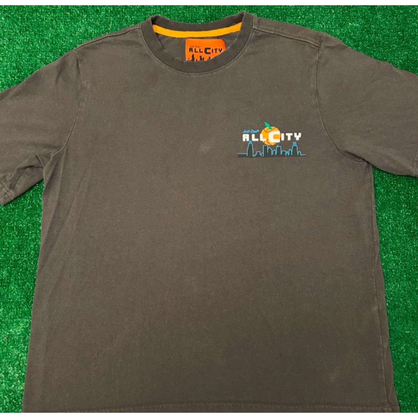 Just Don VINTAGE Just Don X All City Basketball Tee Shirt Mens Size Small NYC Gray Short Sleeve T-Shirt Sports Hip Hop City S Mens Size US S / EU 44-46 / 1 - 2 Thumbnail