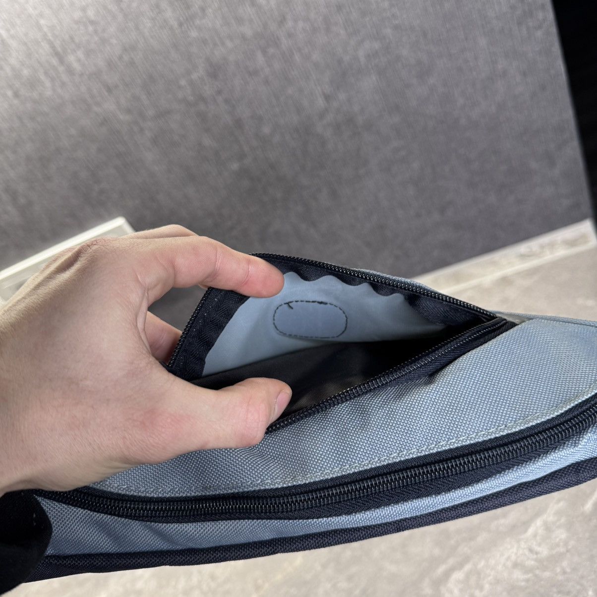 Nike Nike vintage waist bag rubber swoosh 00s Size ONE SIZE - 4 Thumbnail