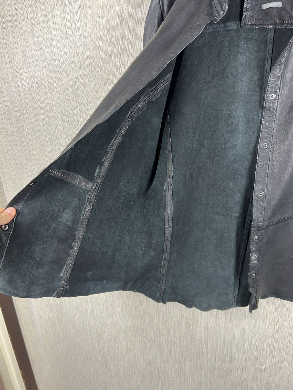 Guidi Elias Rumelis ER TARA black lamb leather button up shirt Size US S / EU 44-46 / 1 - 19 Thumbnail