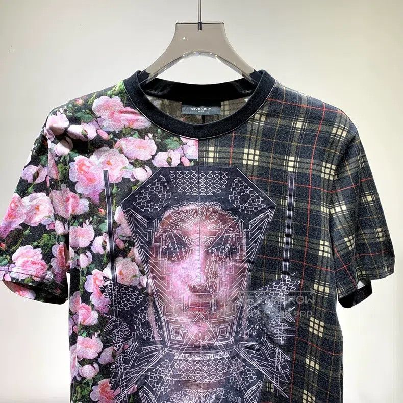 Givenchy Givenchy Floral checkered pattern short-sleeve T-shirt Size US S / EU 44-46 / 1 - 3 Thumbnail