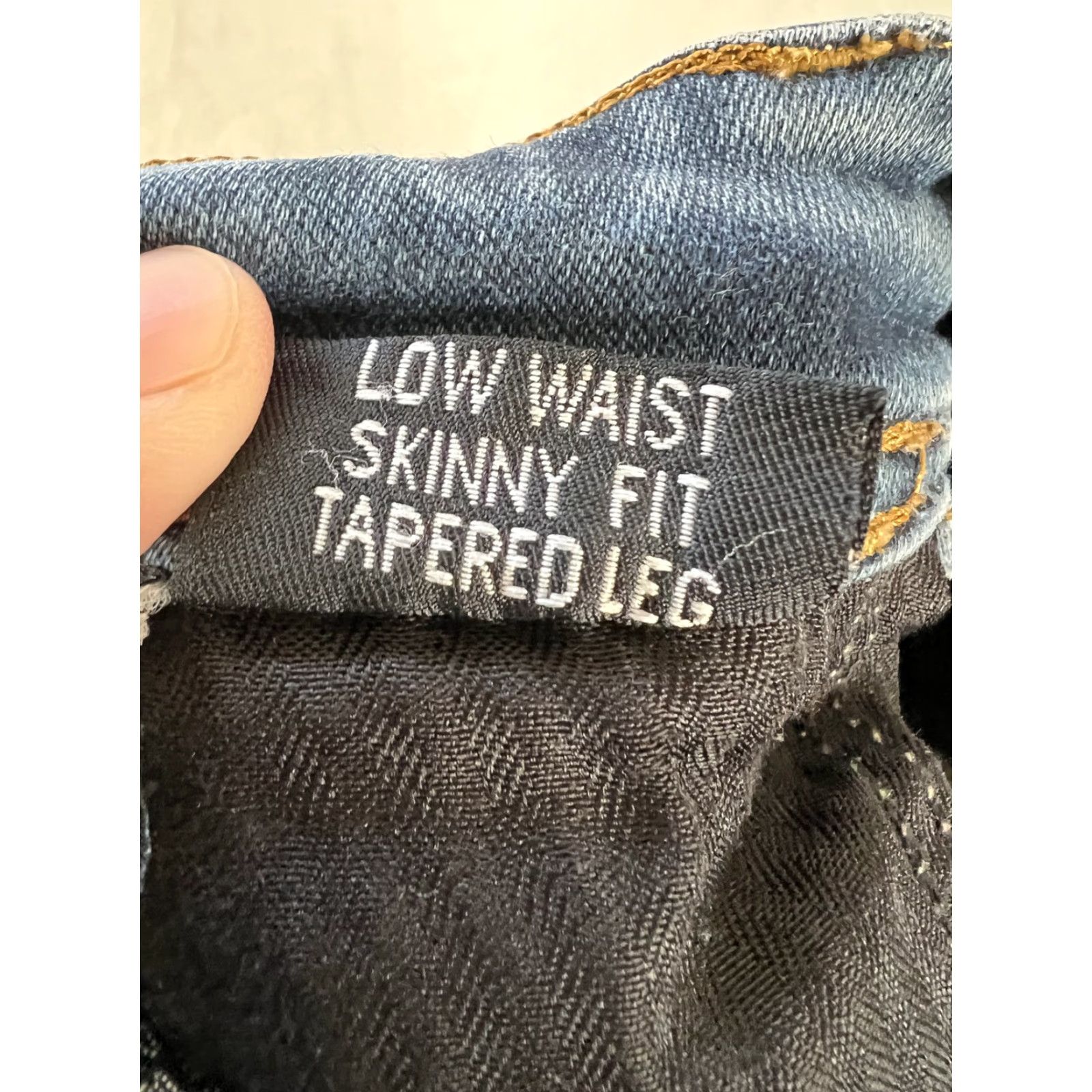 Wrangler Wrangler Vegas Jeans Women’s 30 Blue Skinny Slim Fit Stretch Denim Medium Wash Size 30" / US 8 / IT 44 - 7 Thumbnail