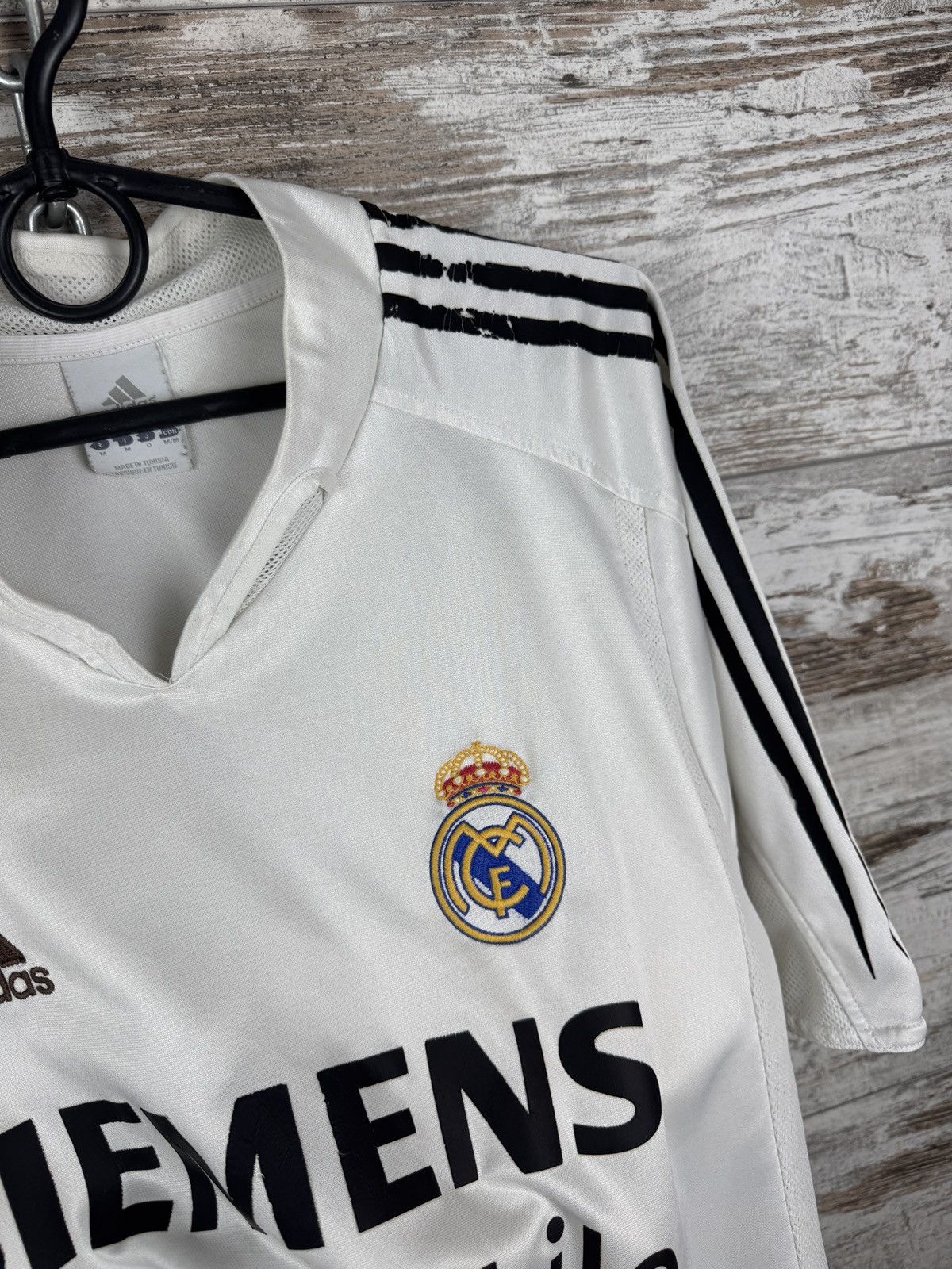 Adidas Mens Vintage Adidas Real Madrid 2003/04 home t-shirt jersey Size US M / EU 48-50 / 2 - 7 Thumbnail