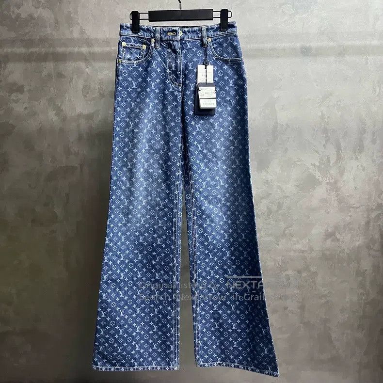 Louis Vuitton Louis Vuitton 25 Newest Blue Jacquard Full Zip Long Jeans Size US 34 / EU 50 - 1 Thumbnail