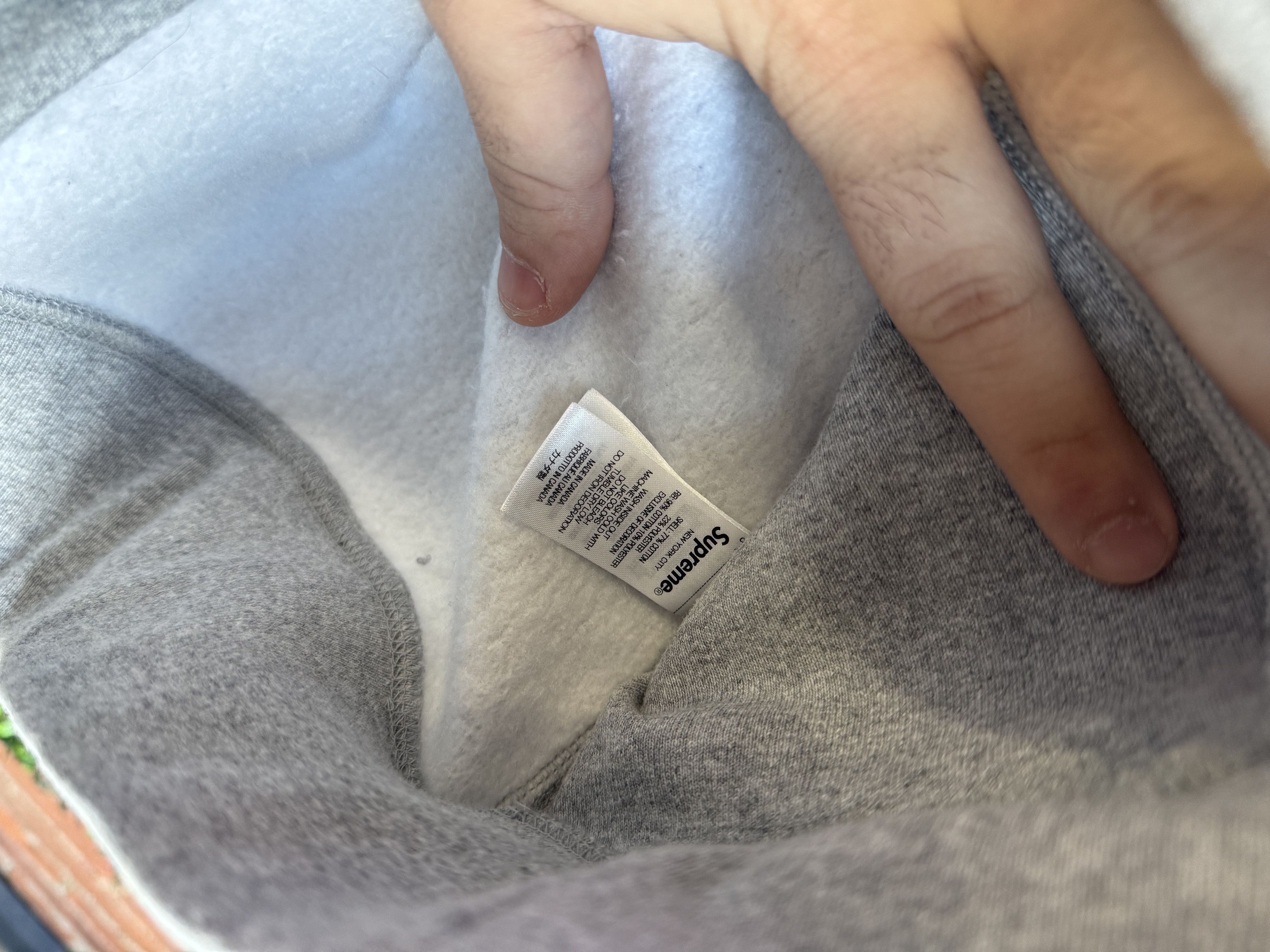 Supreme Supreme Grey Box Logo Size US M / EU 48-50 / 2 - 3 Thumbnail