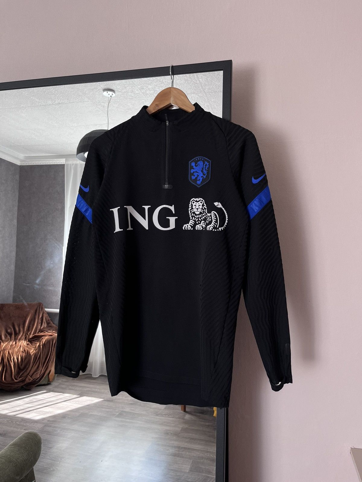 Nike Nike Netherlands Vaporknit Thermo Long Sleeve Black KNVB Size US S / EU 44-46 / 1 - 1 Thumbnail
