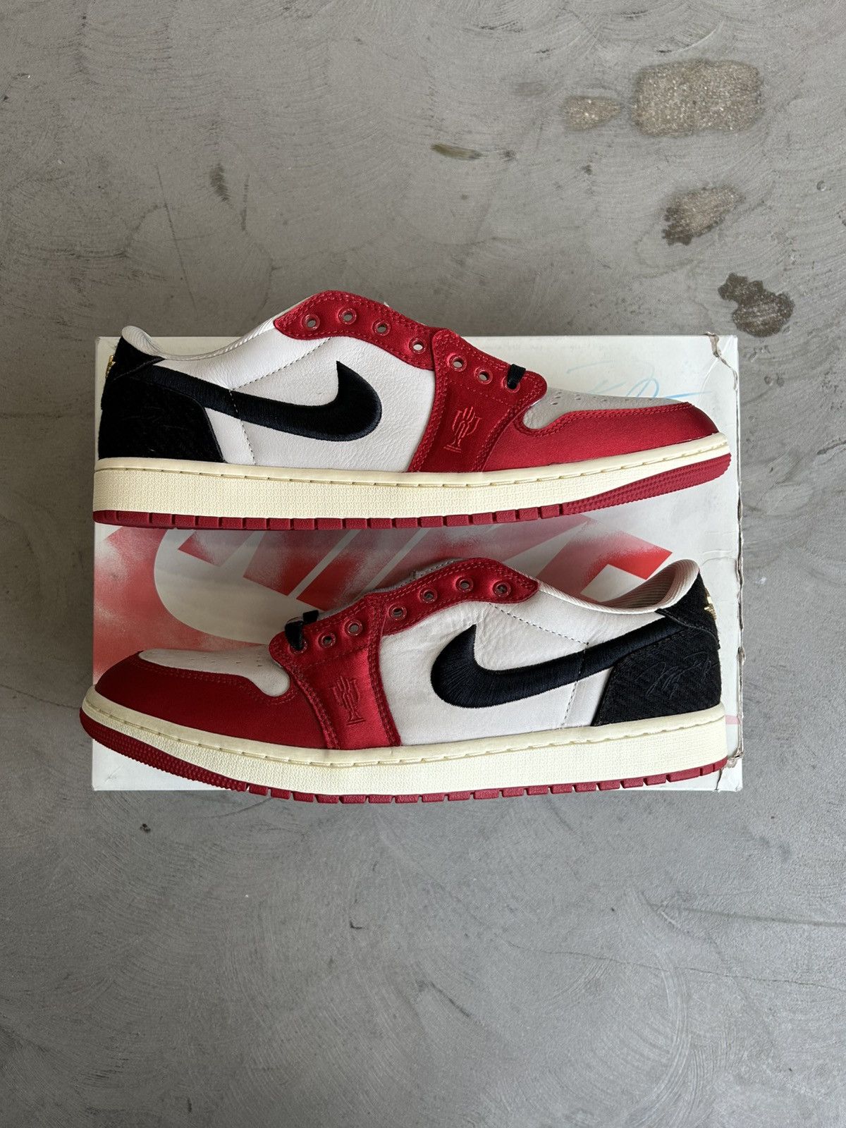 Jordan Brand Trophy Room x Jordan 1 Retro Low OG Size US 11.5 / EU 44-45 - 1 Thumbnail