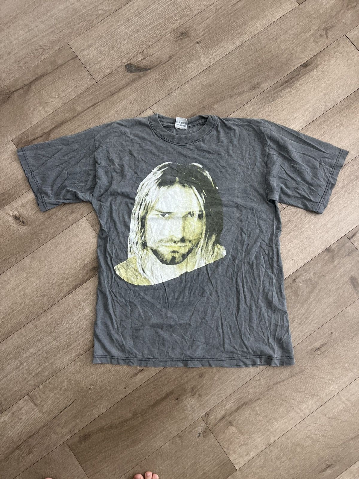 Band Tees Vintage 90s Nirvana Kurt Cobain Faded tee Size US L / EU 52-54 / 3 - 1 Thumbnail