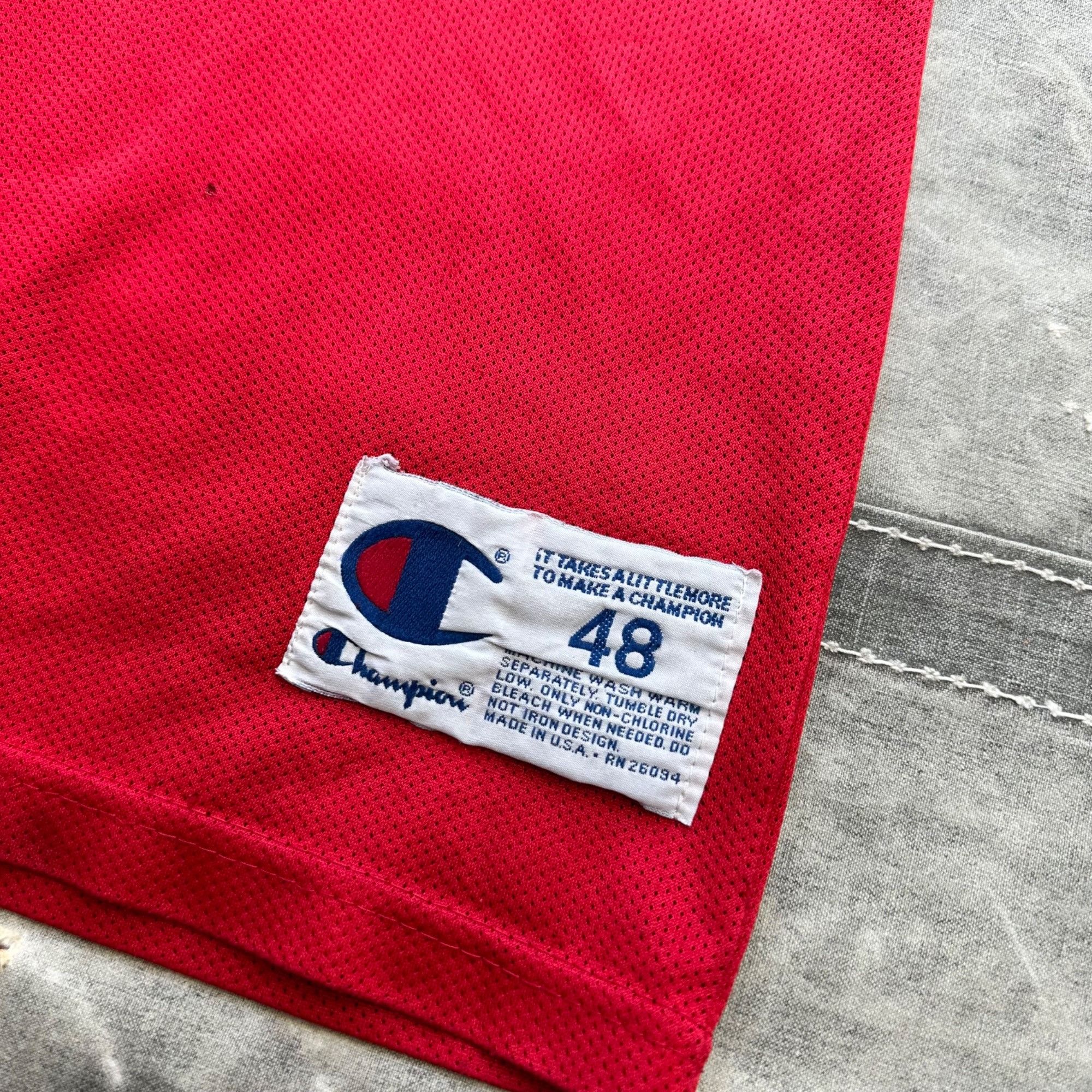 Vintage Vintage Champion Chicago Bulls Jordan NBA Jersey Size US L / EU 52-54 / 3 - 3 Thumbnail