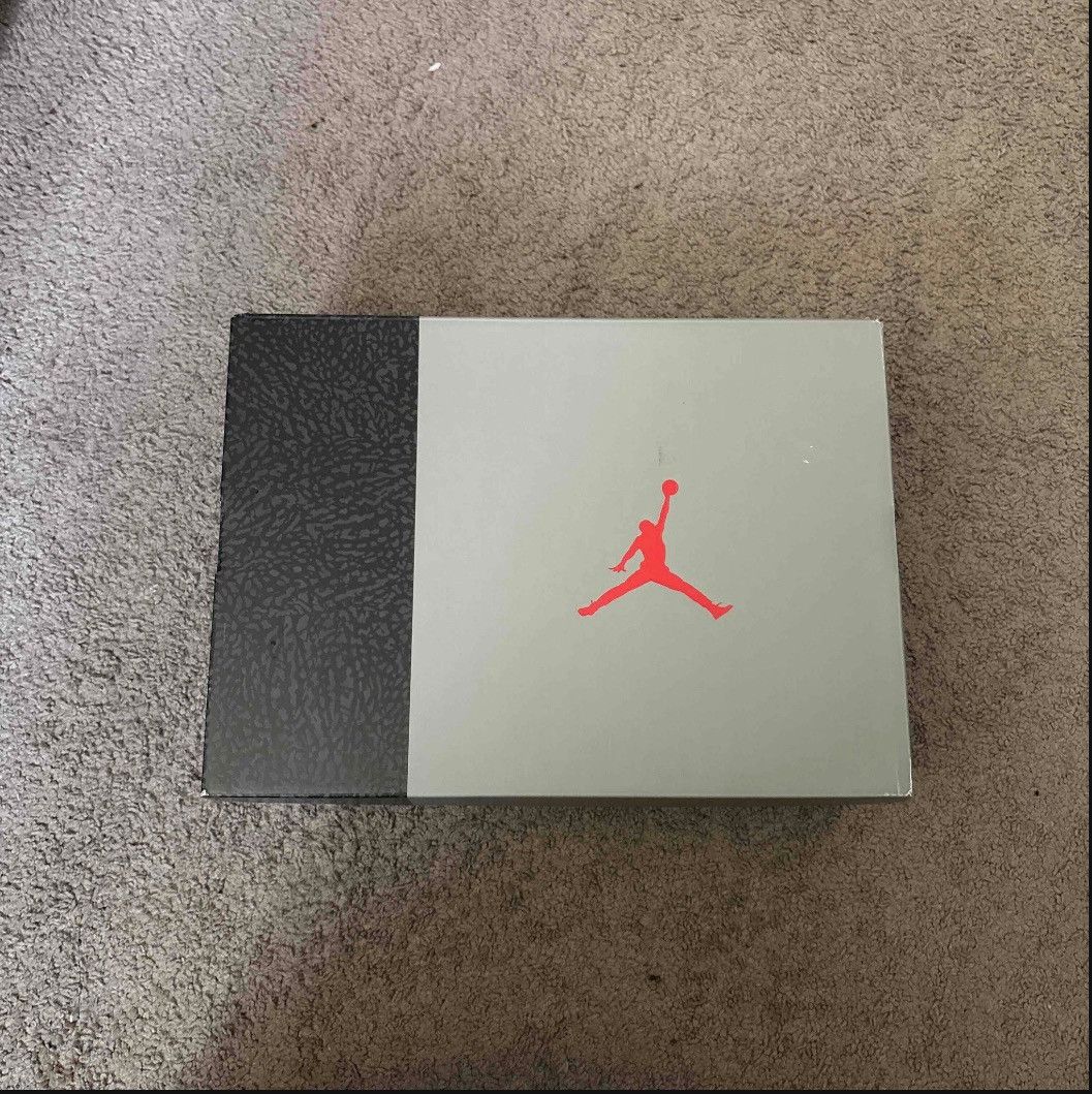 Jordan Brand Jordan 3 Cement Grey Size US 11 / EU 44 - 7 Thumbnail