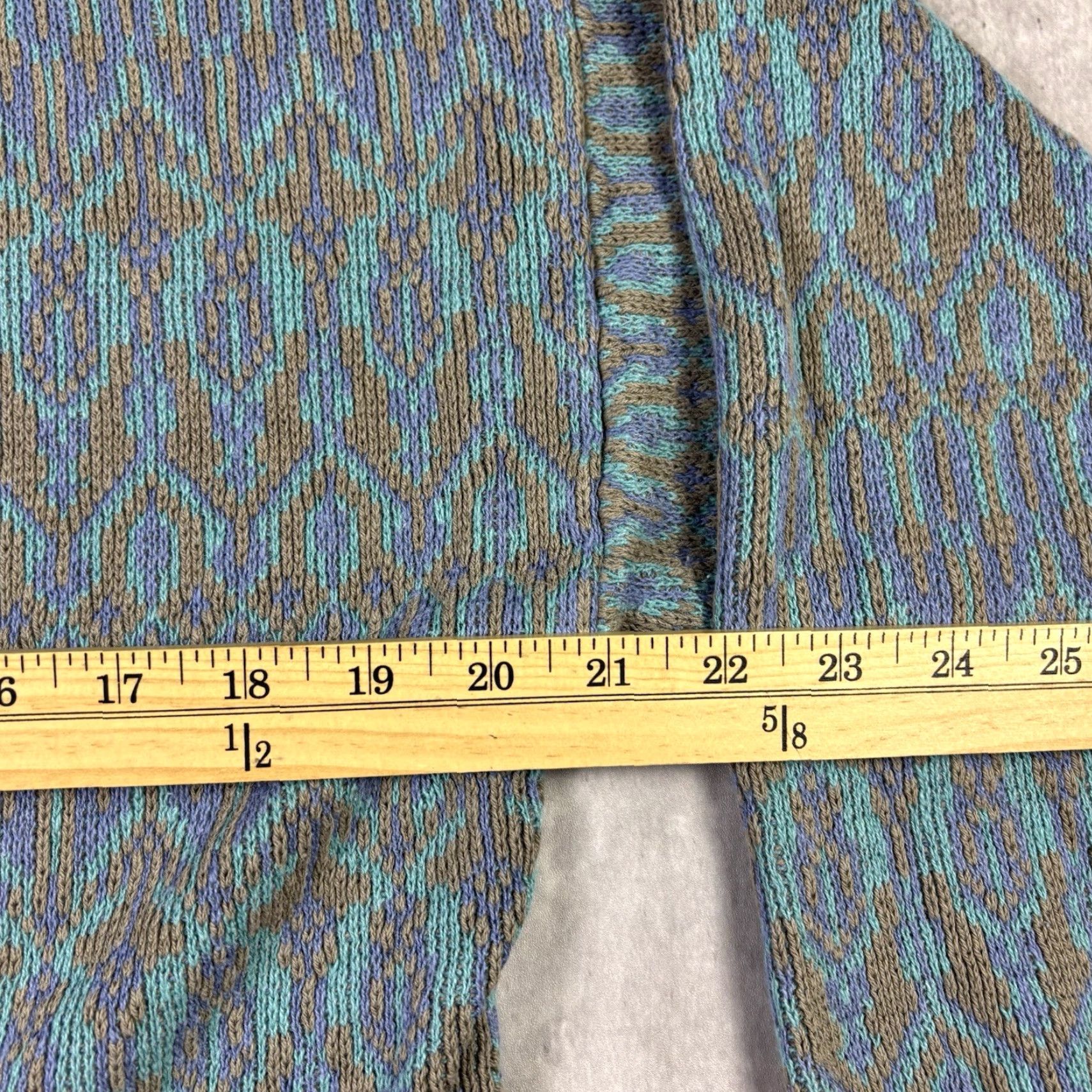 Vintage VINTAGE UnionBay Cardigan Sweater Knit Striped Abstract Geometric Pattern sz S Women Size S / US 4 / IT 40 - 6 Thumbnail